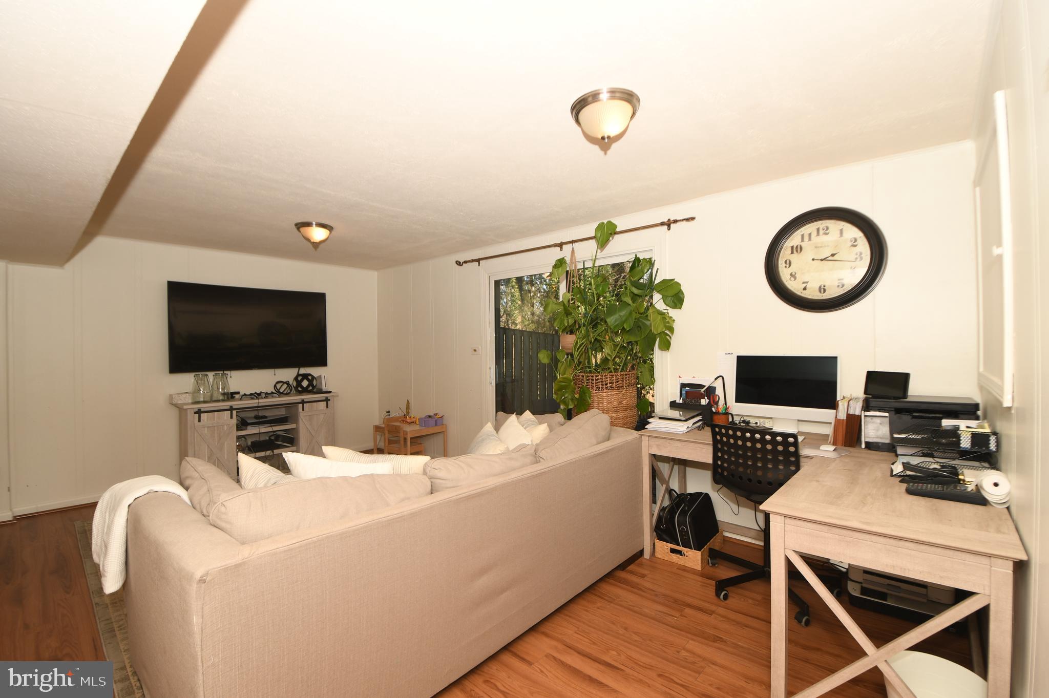 REDLAND STATION TH - Residential Lease