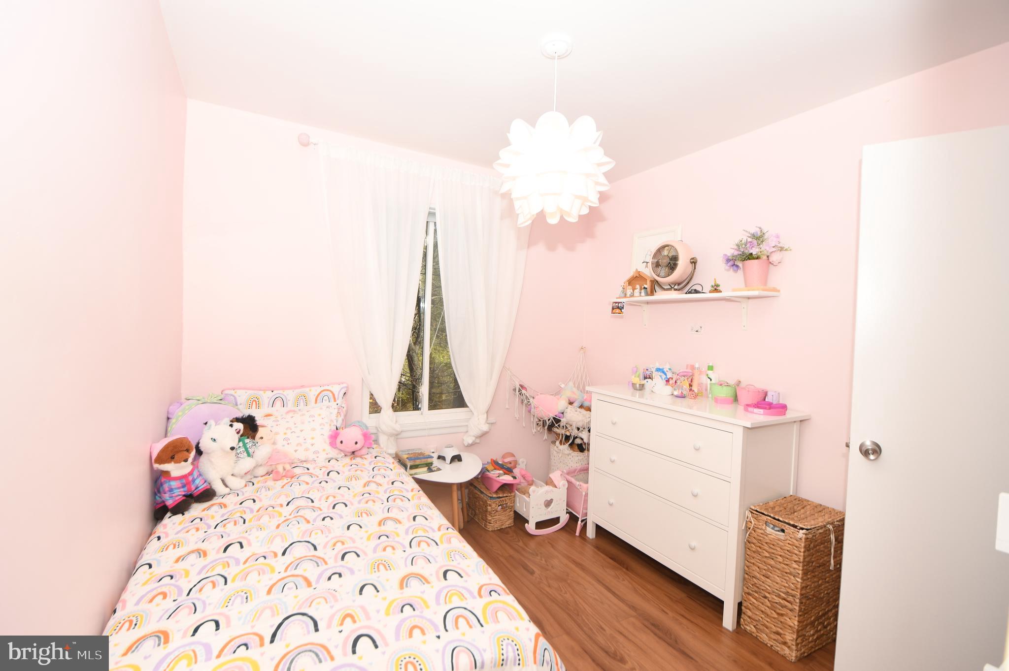 REDLAND STATION TH - Residential Lease