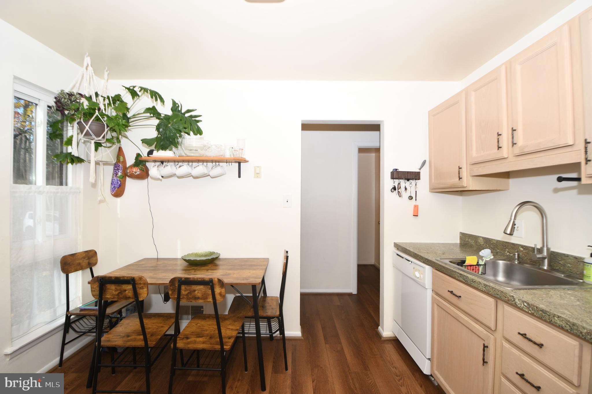 REDLAND STATION TH - Residential Lease