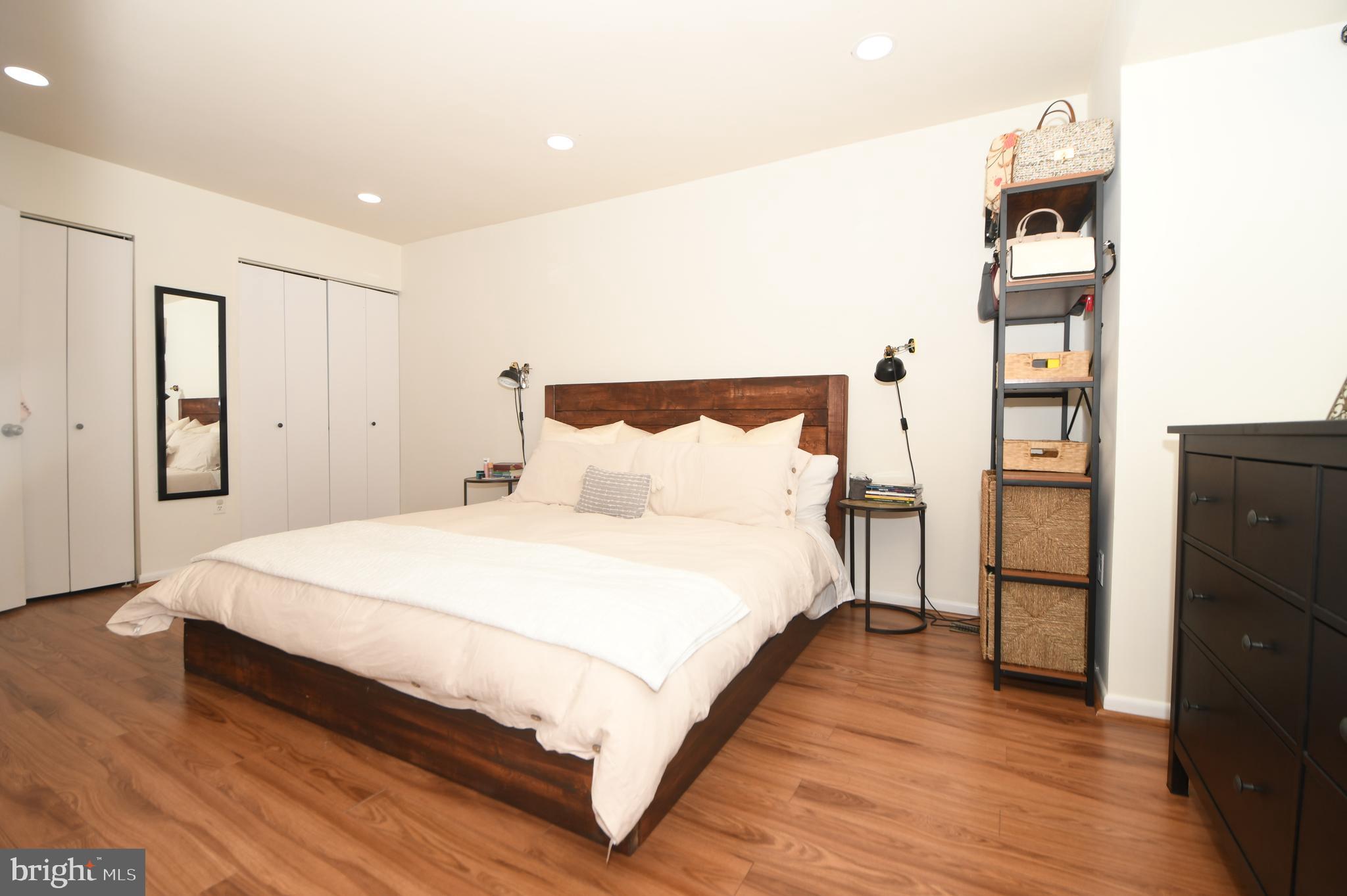 REDLAND STATION TH - Residential Lease