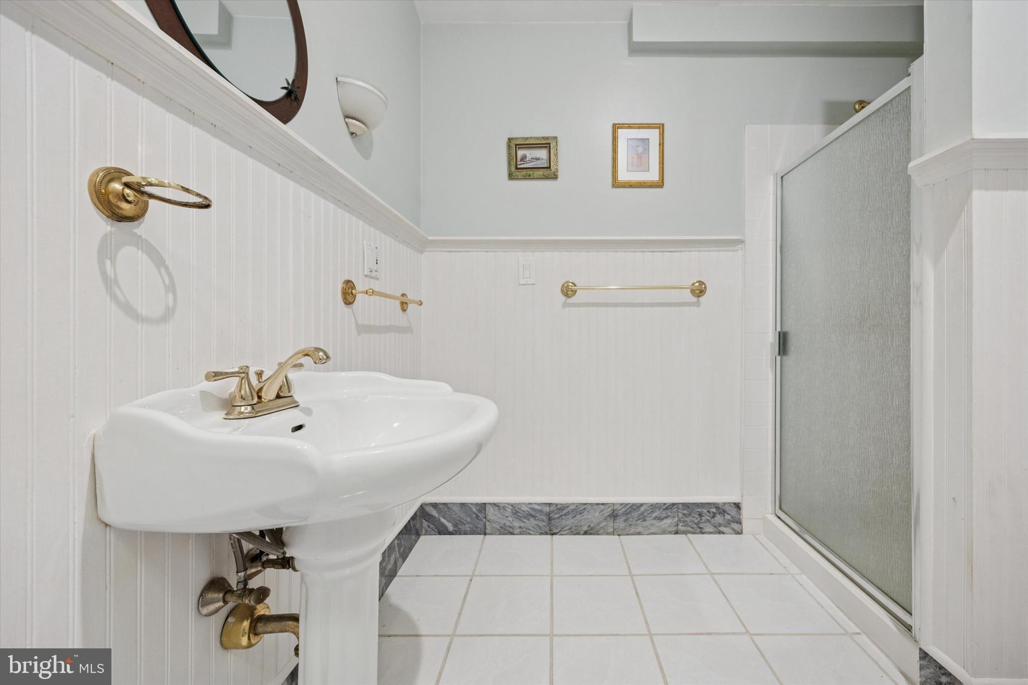 WILLOW WOOD - Residential