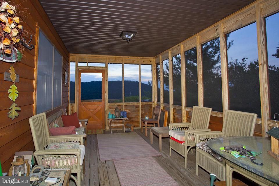 SPRUCE PINE HOLLOW - Residential