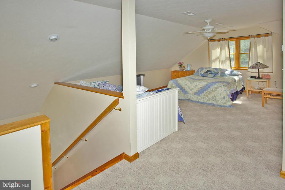 SPRUCE PINE HOLLOW - Residential