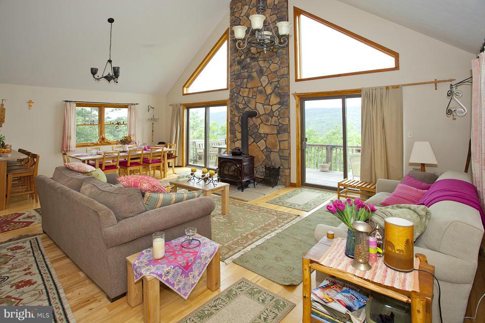 SPRUCE PINE HOLLOW - Residential