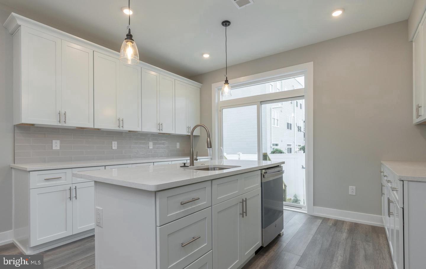 WEST KENSINGTON - Residential Lease