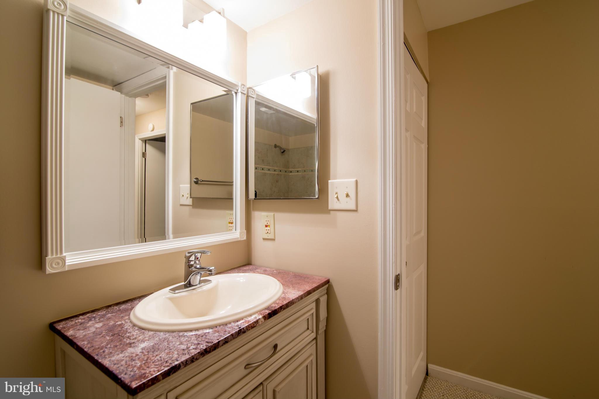 BURKE COVE - Residential