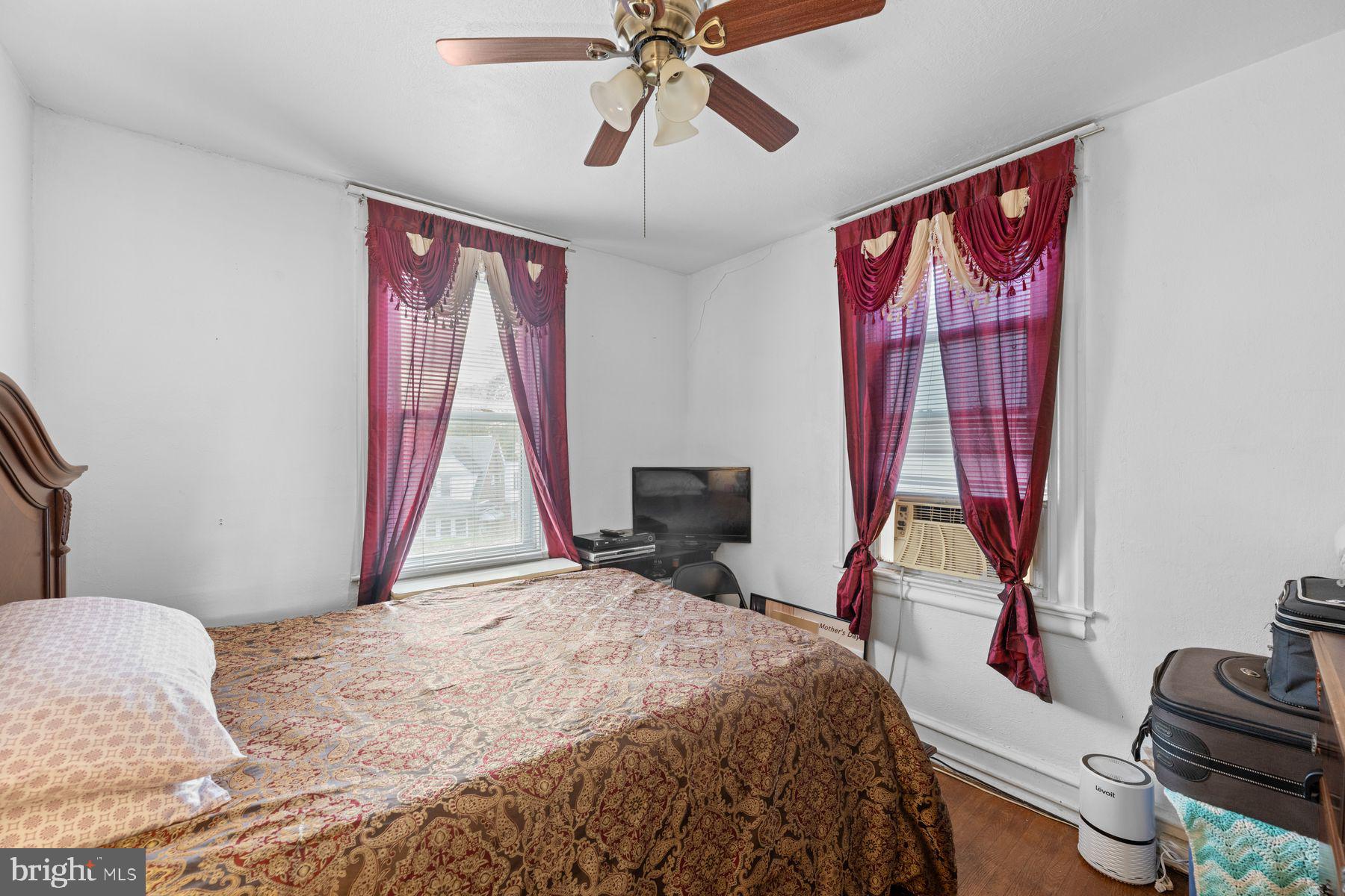 COBBS CREEK - Residential