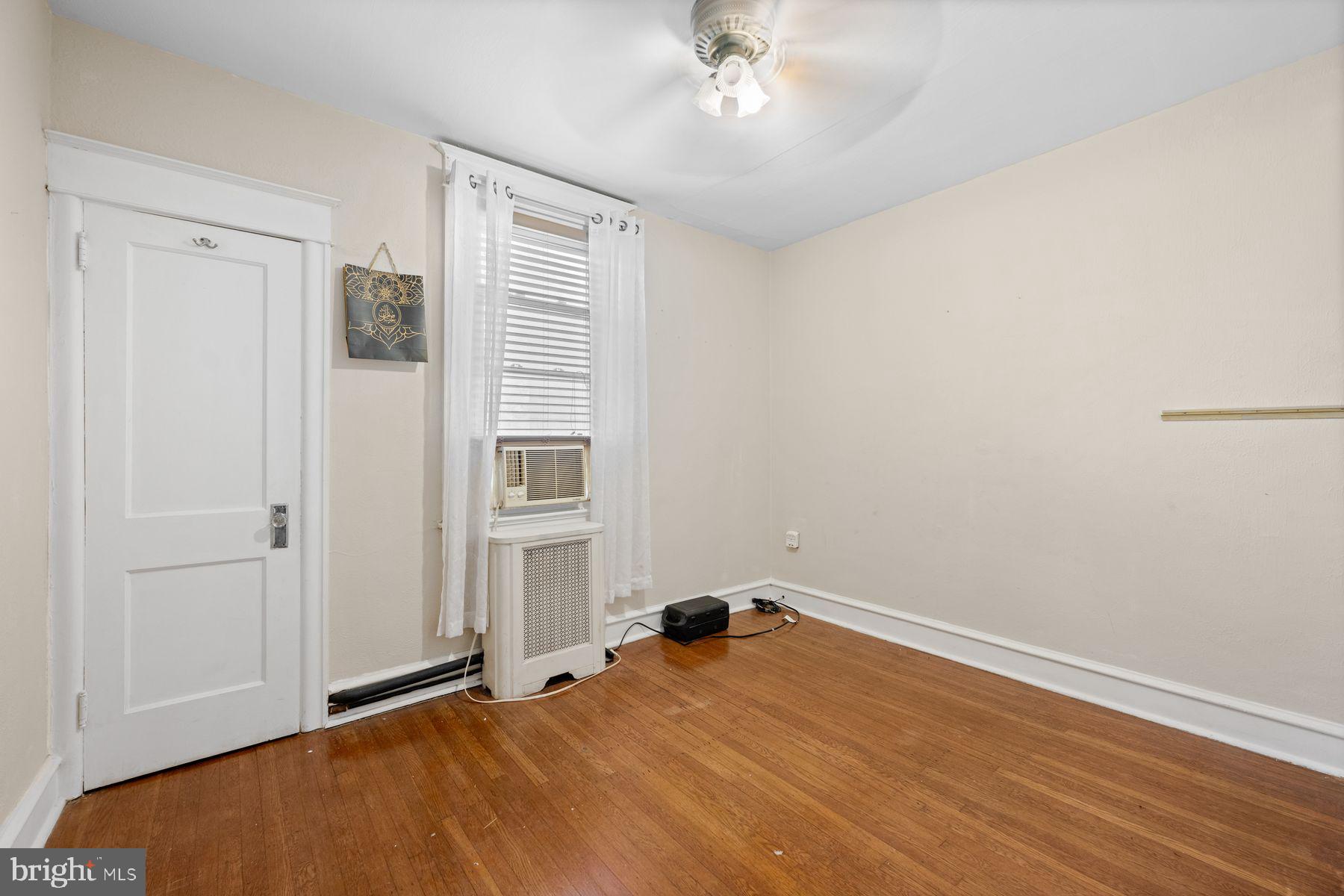 COBBS CREEK - Residential