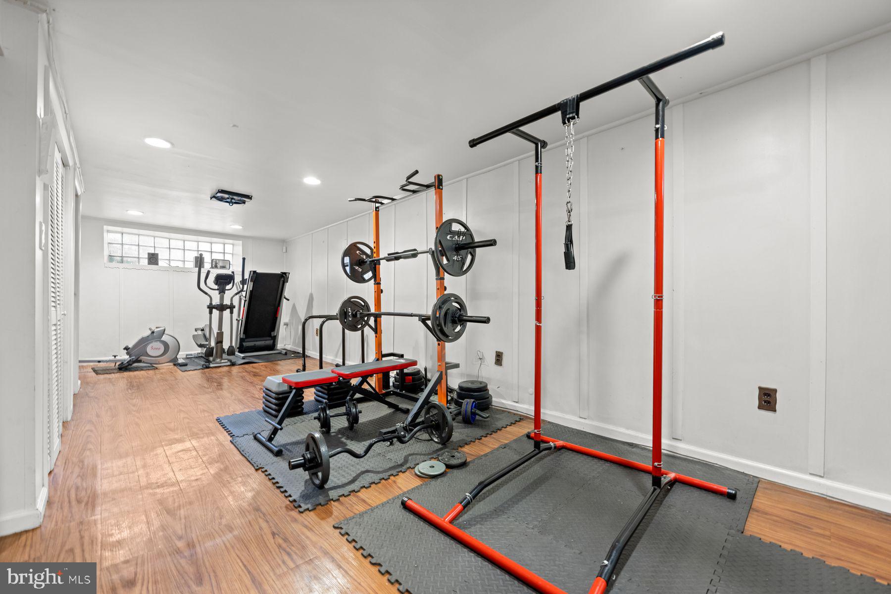 COBBS CREEK - Residential