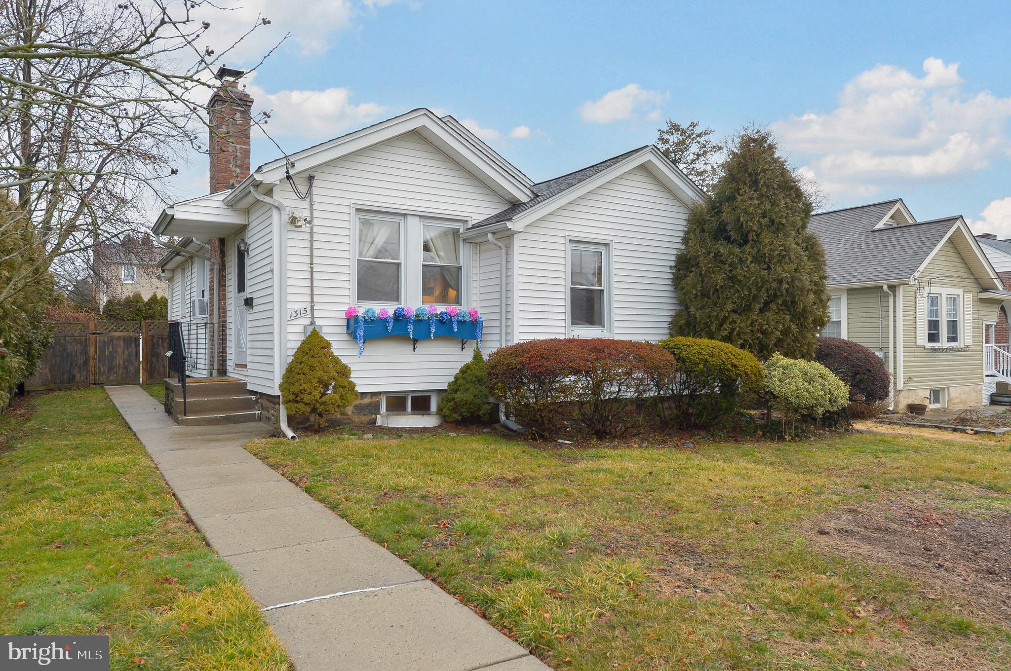 LYNNWOOD - Residential