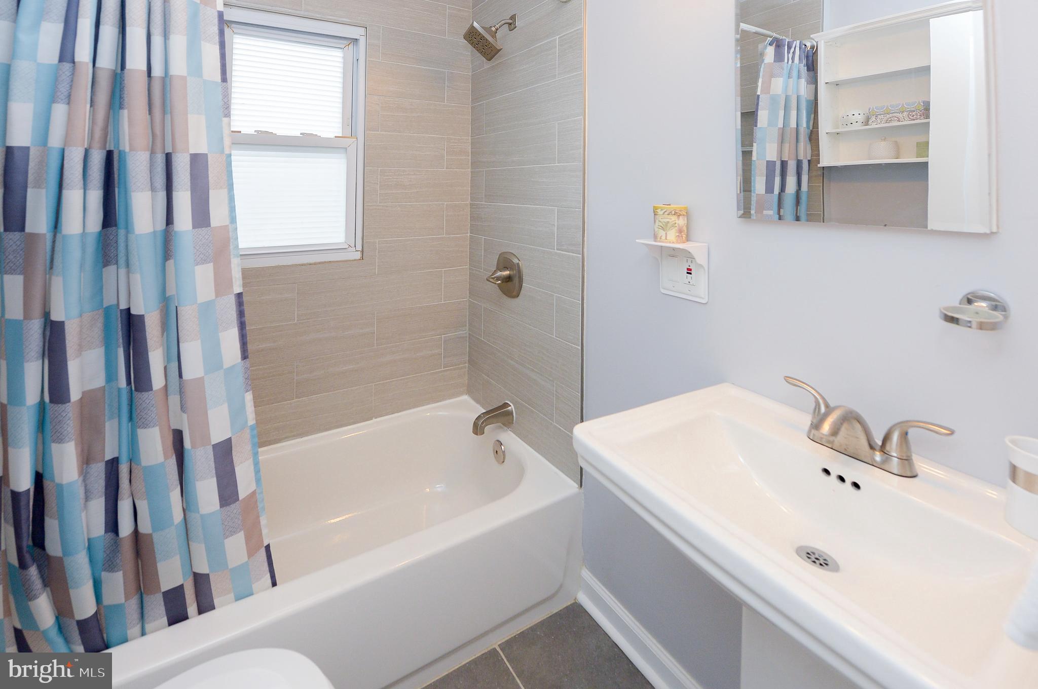 LYNNWOOD - Residential