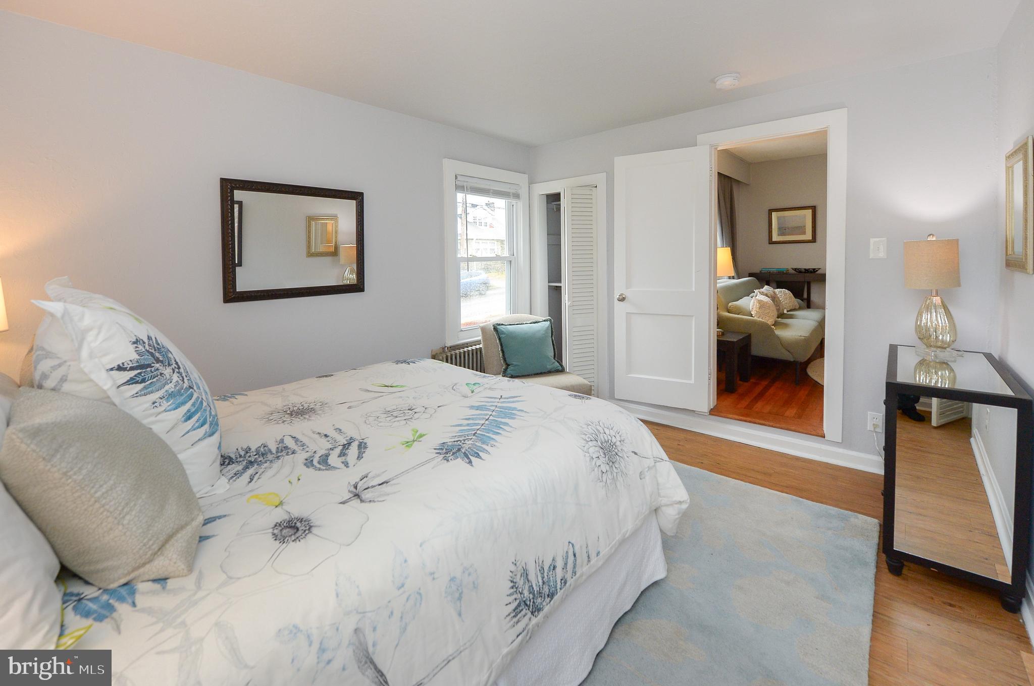 LYNNWOOD - Residential