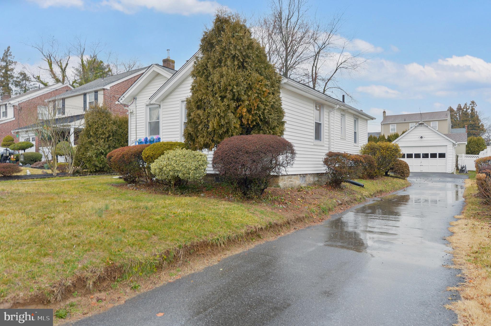 LYNNWOOD - Residential