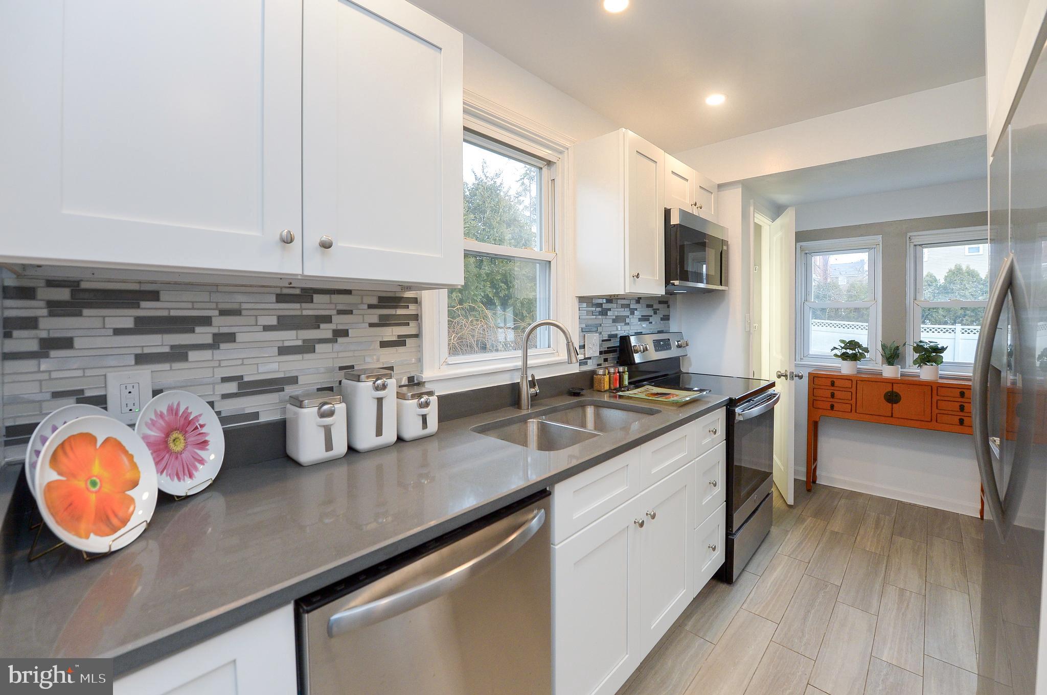 LYNNWOOD - Residential