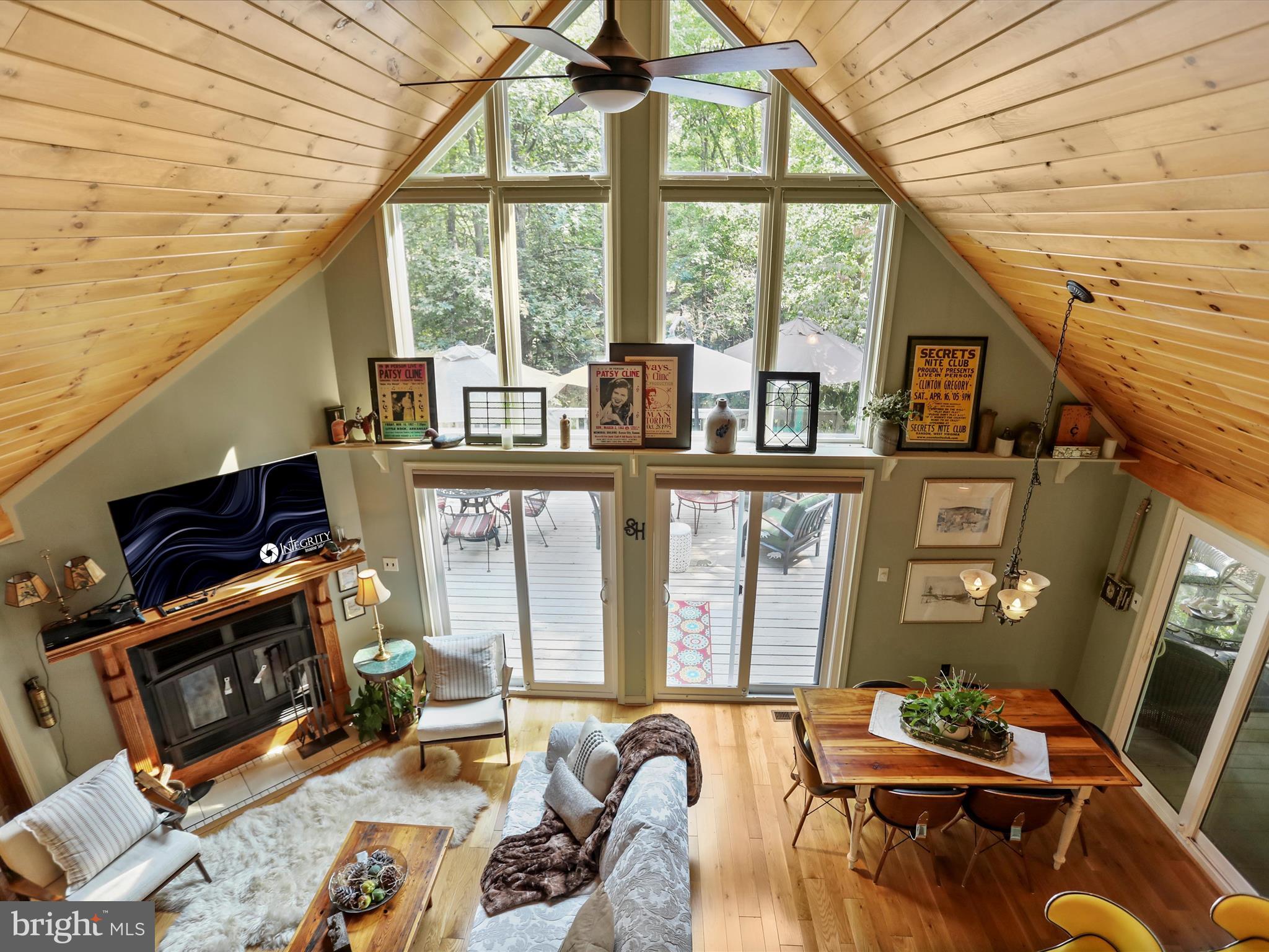 THE WOODS - Residential