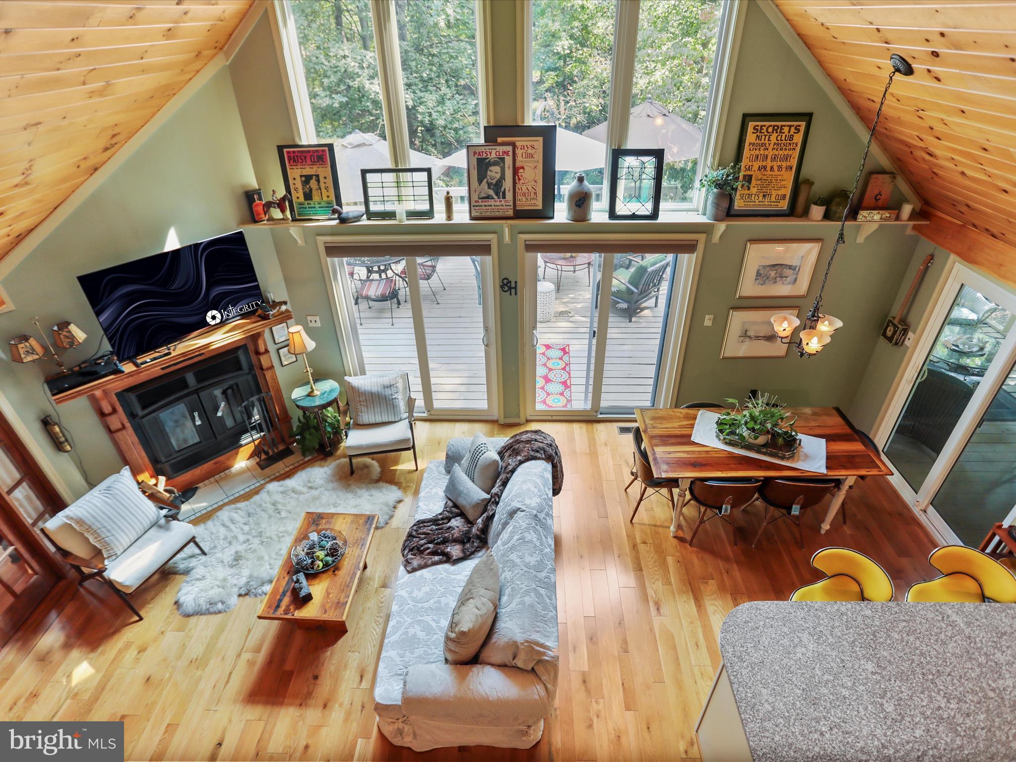 THE WOODS - Residential