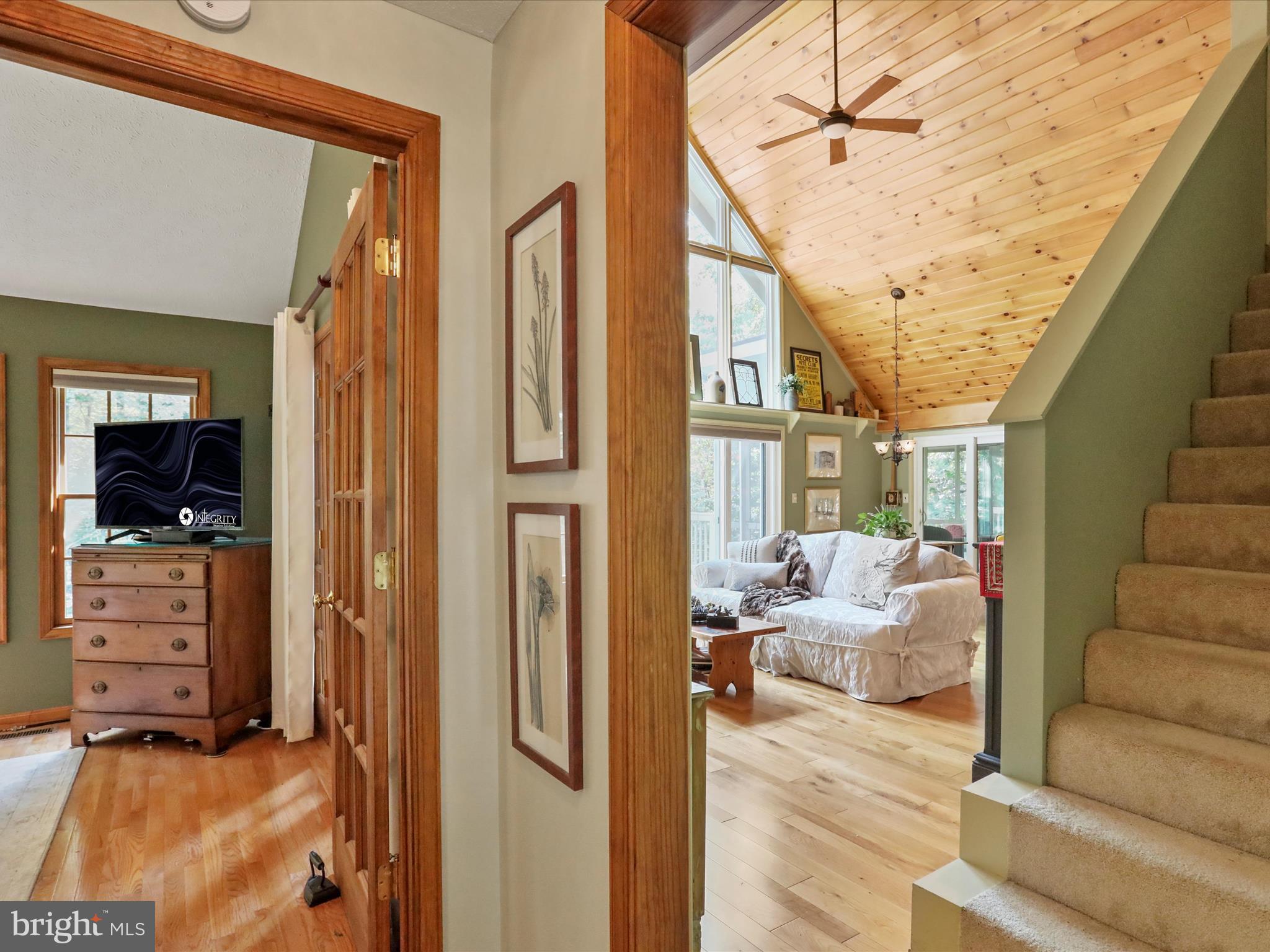 THE WOODS - Residential