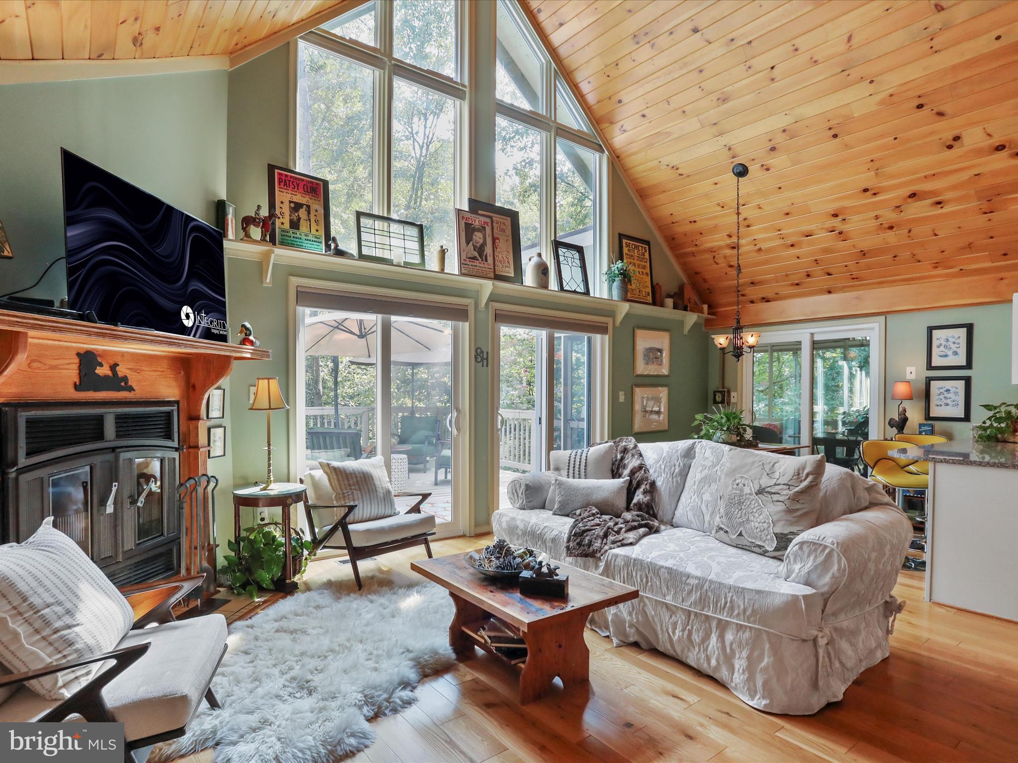 THE WOODS - Residential