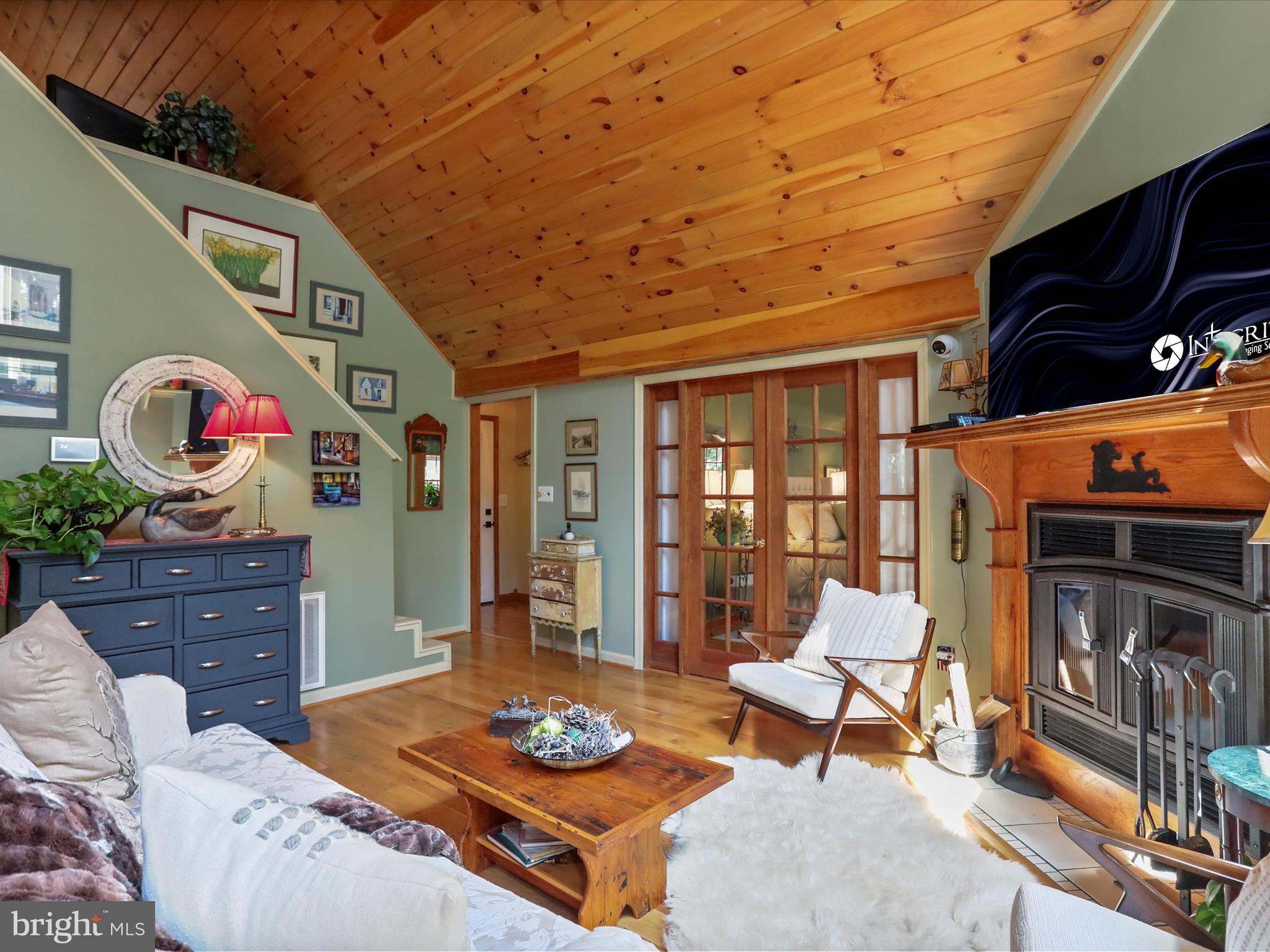 THE WOODS - Residential