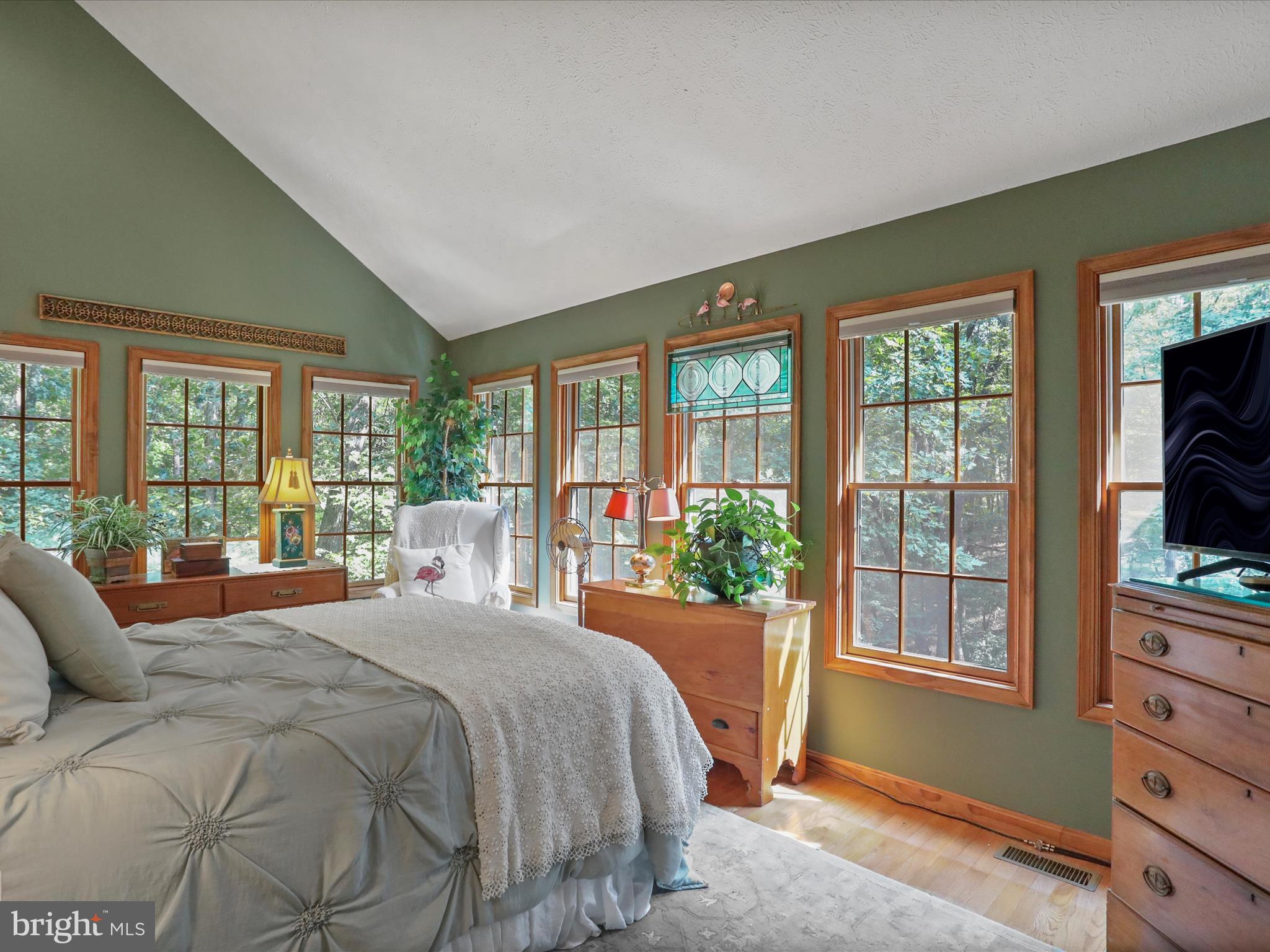 THE WOODS - Residential