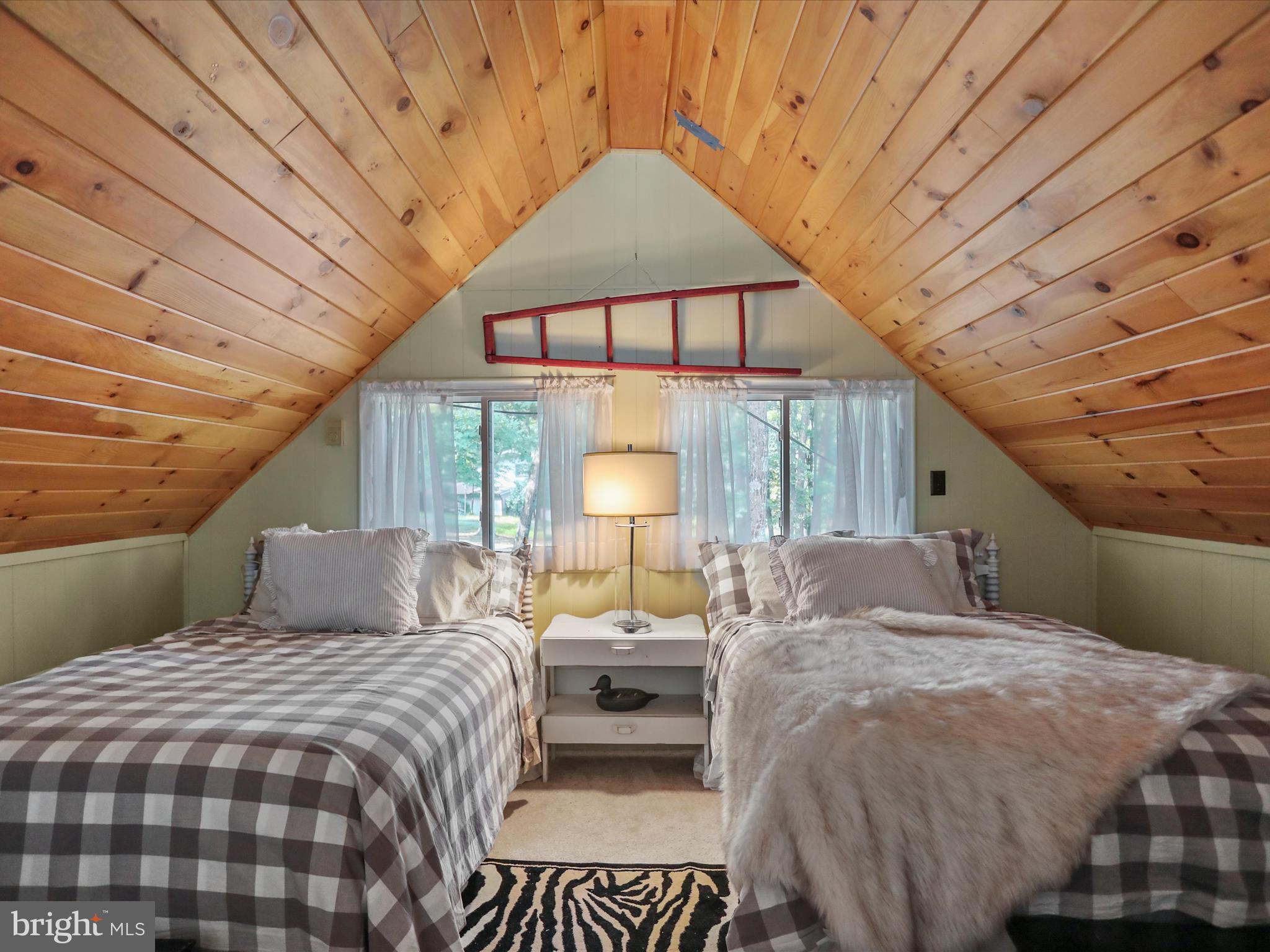 THE WOODS - Residential