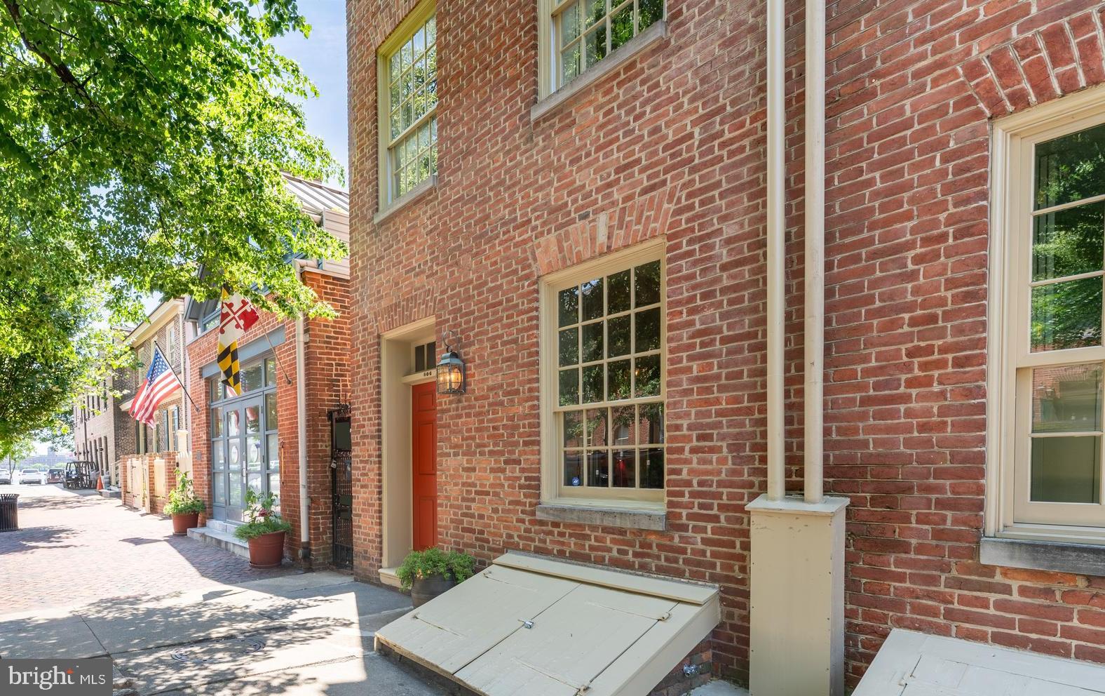 FELLS POINT HISTORIC DISTRICT - Residential