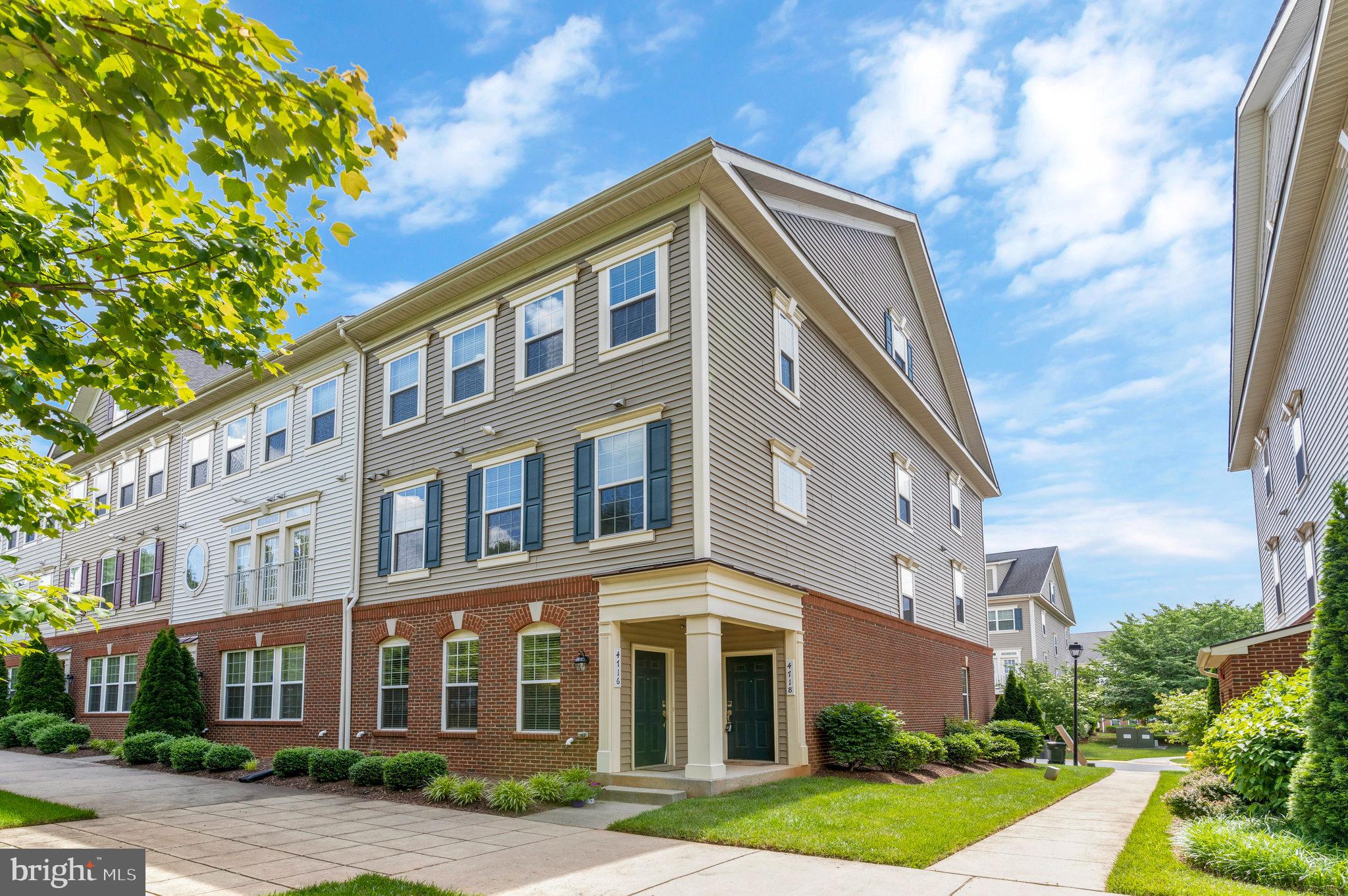 DANE RIDGE CONDO - Residential