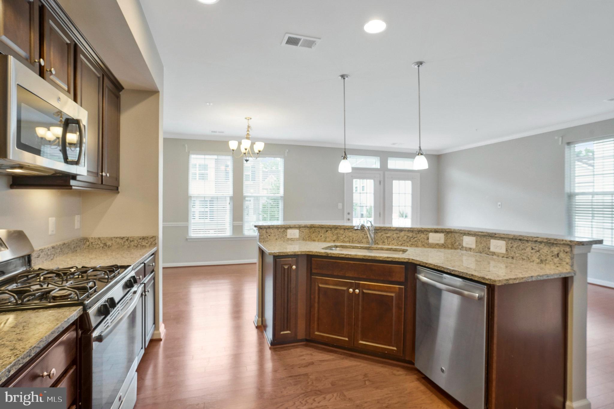 DANE RIDGE CONDO - Residential