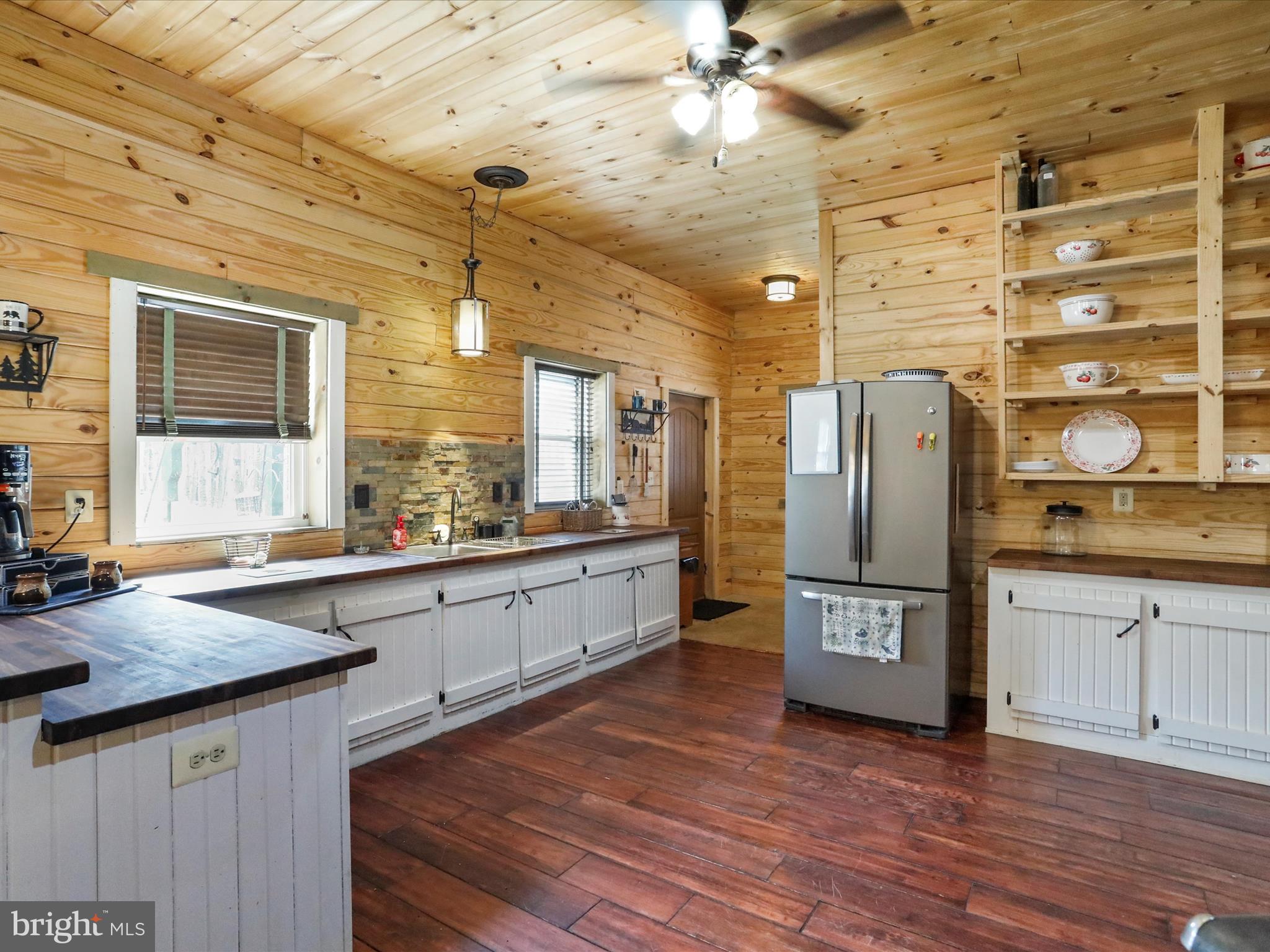 COLD SPRING FOREST SEC - Residential