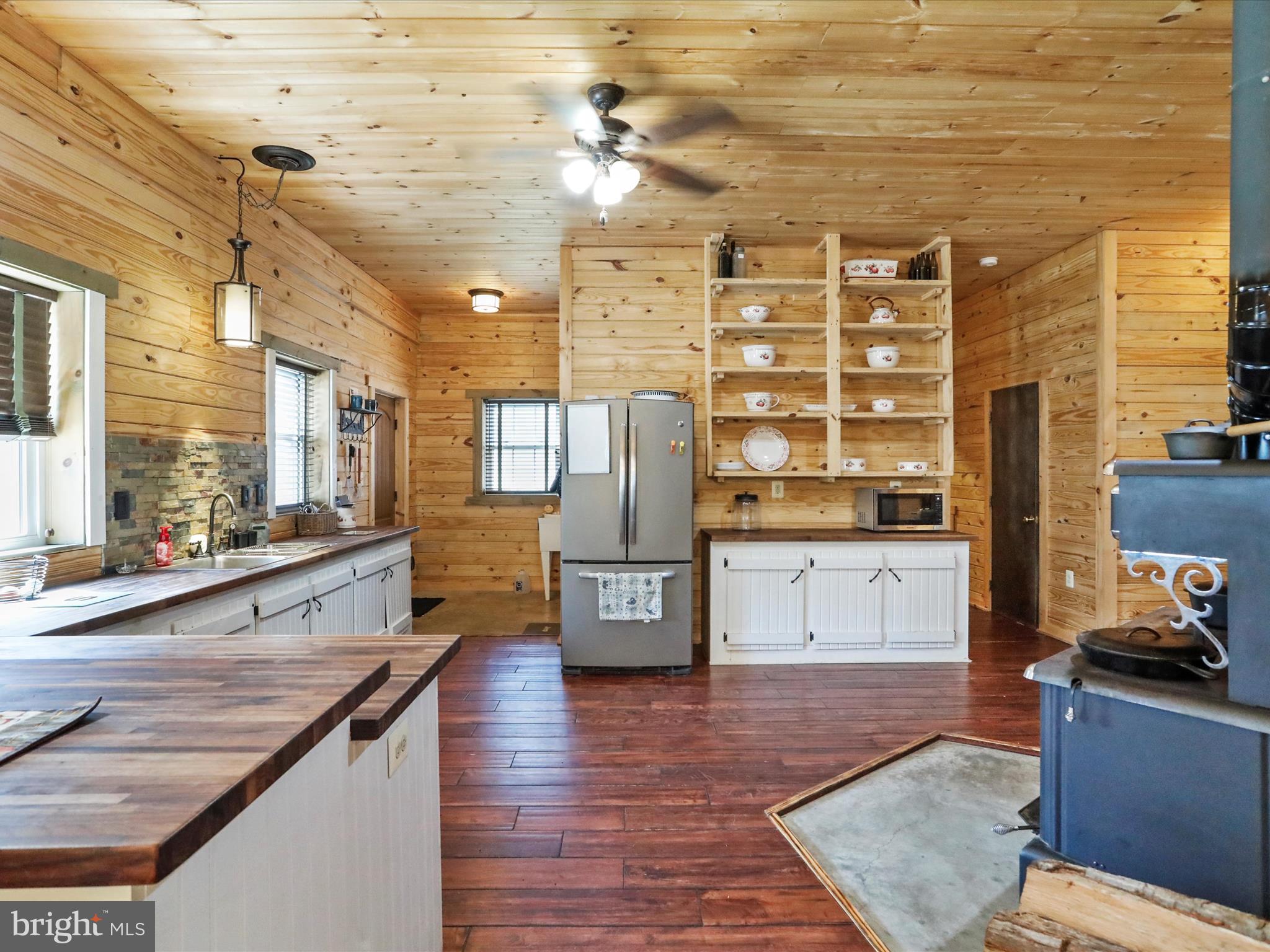 COLD SPRING FOREST SEC - Residential