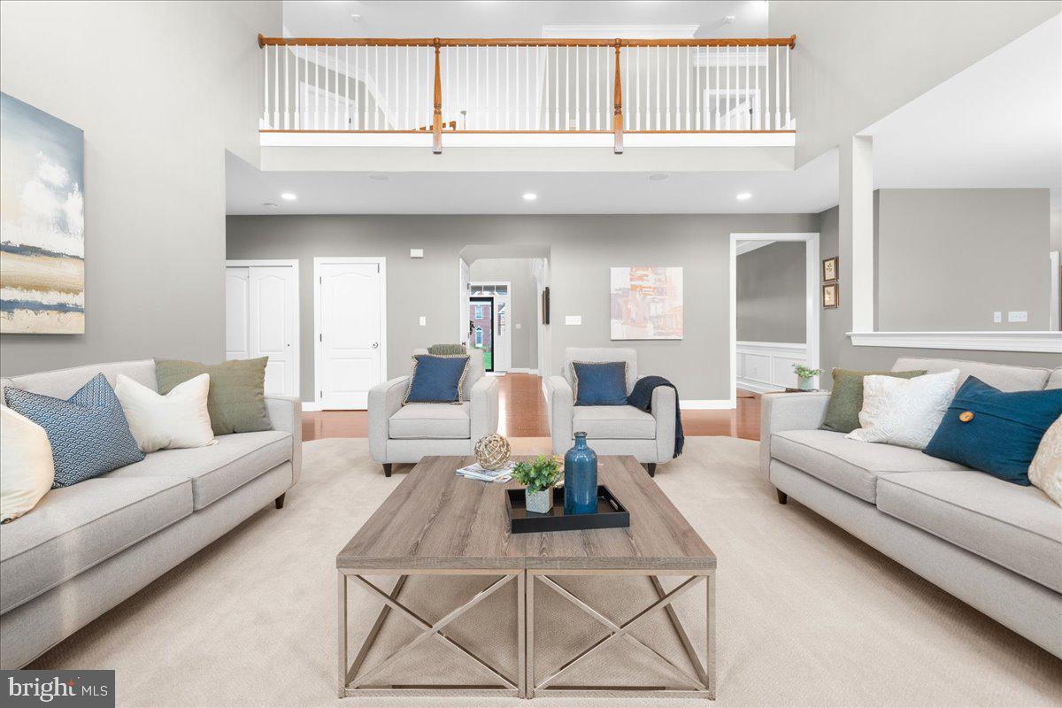 RIVERSIDE AT PROV - Residential