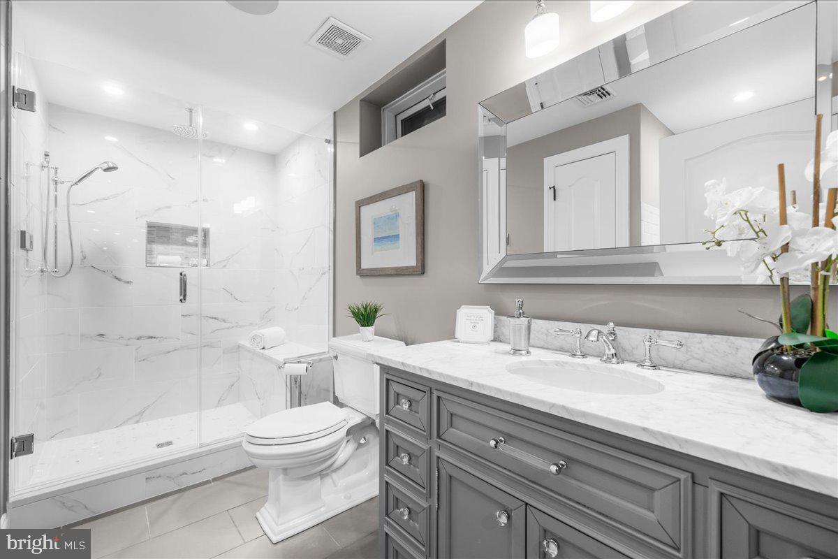 RIVERSIDE AT PROV - Residential