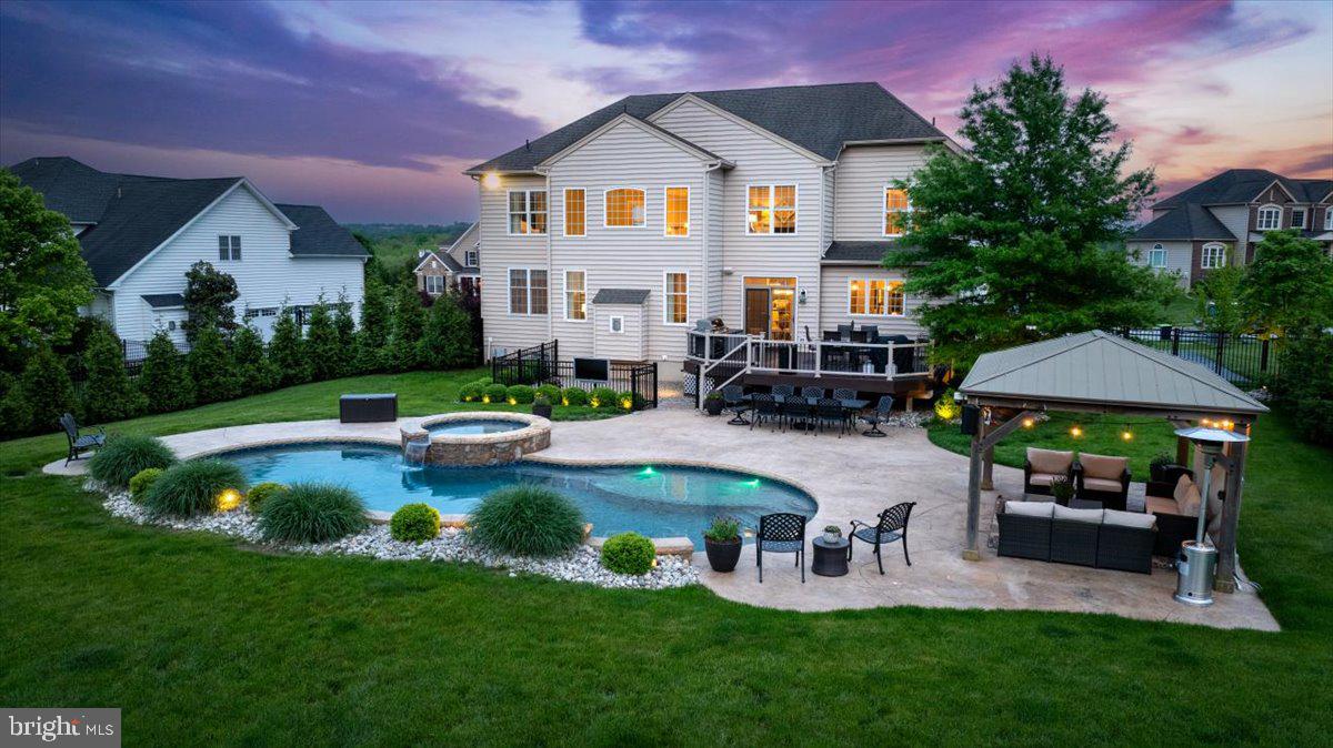 RIVERSIDE AT PROV - Residential