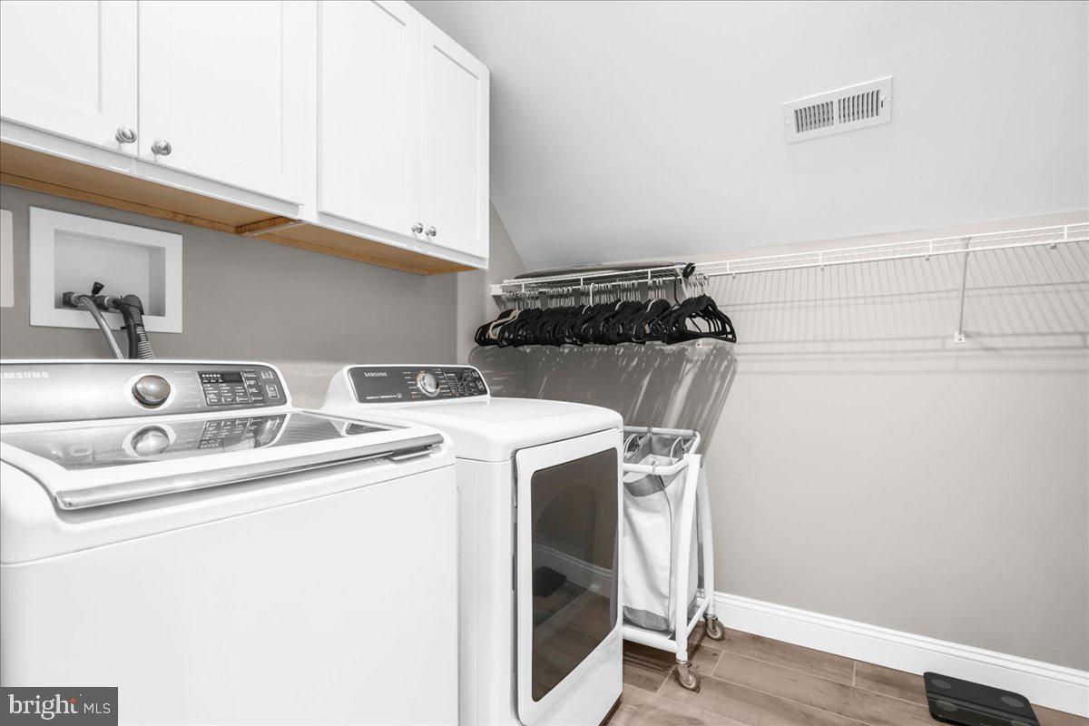 RIVERSIDE AT PROV - Residential