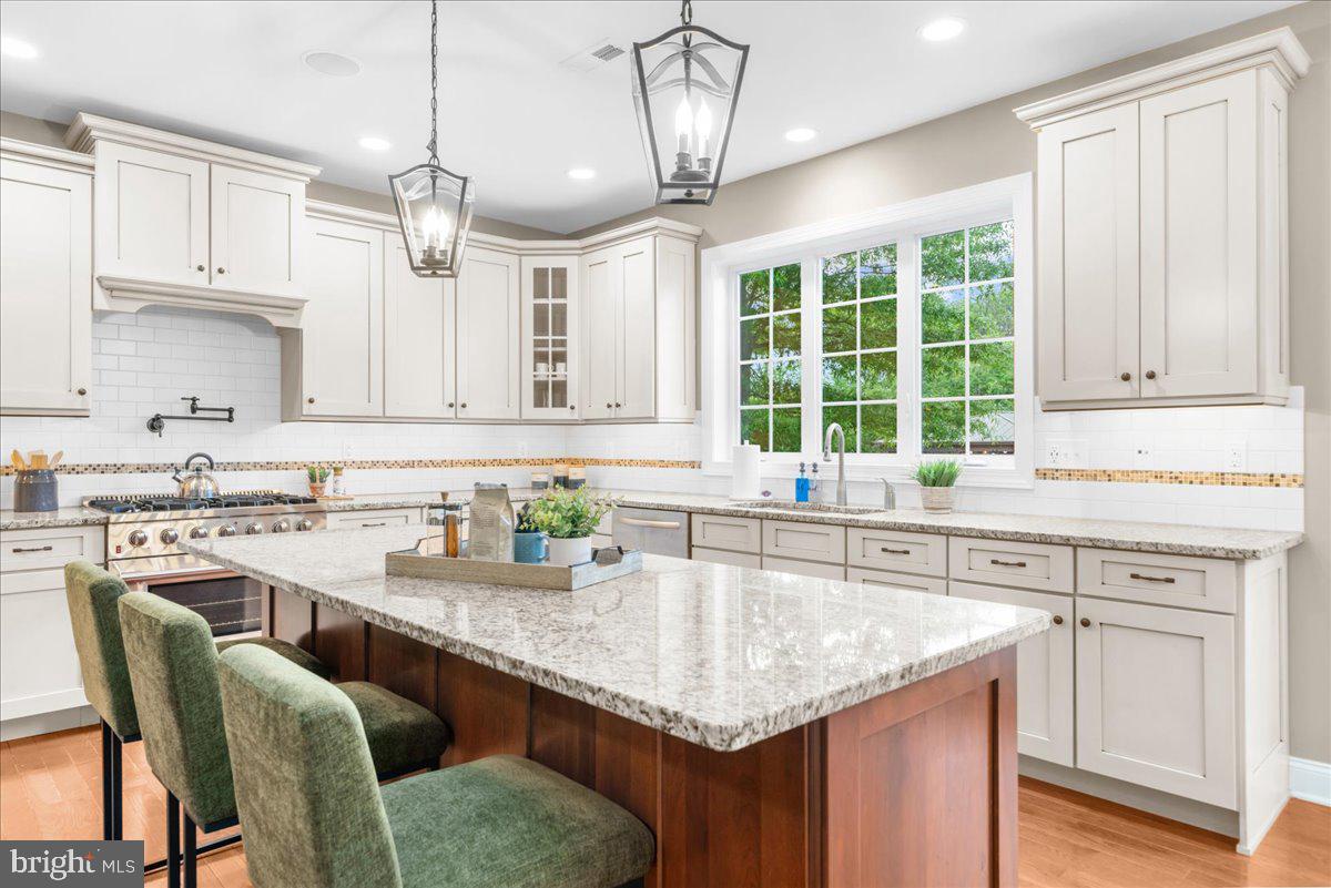 RIVERSIDE AT PROV - Residential