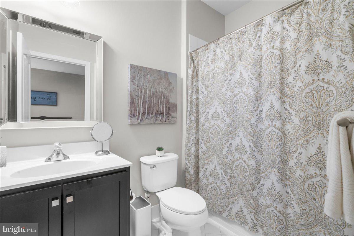 RIVERSIDE AT PROV - Residential