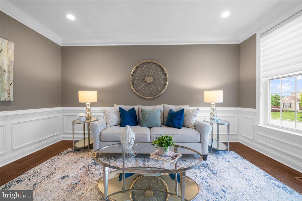 RIVERSIDE AT PROV - Residential