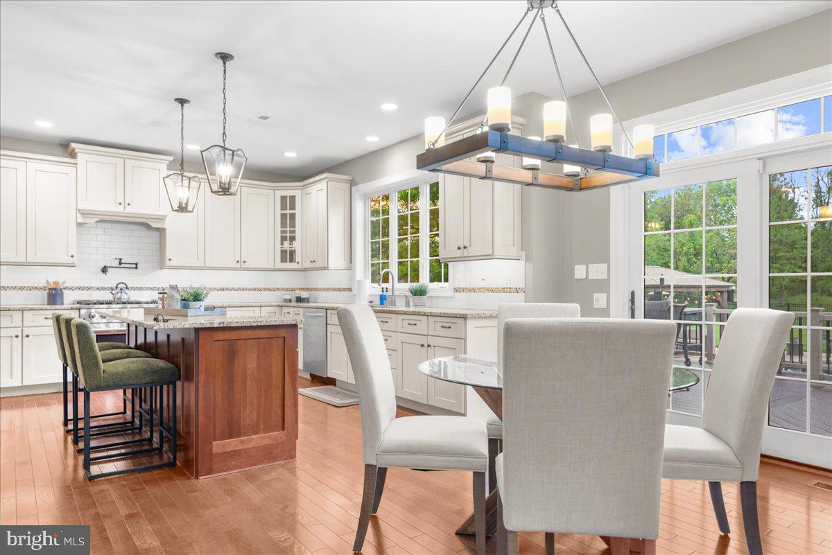 RIVERSIDE AT PROV - Residential