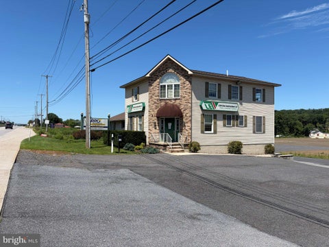 Photo of 1239 Centre Tpke, ORWIGSBURG, PA 17961 (MLS # PASK2029306)