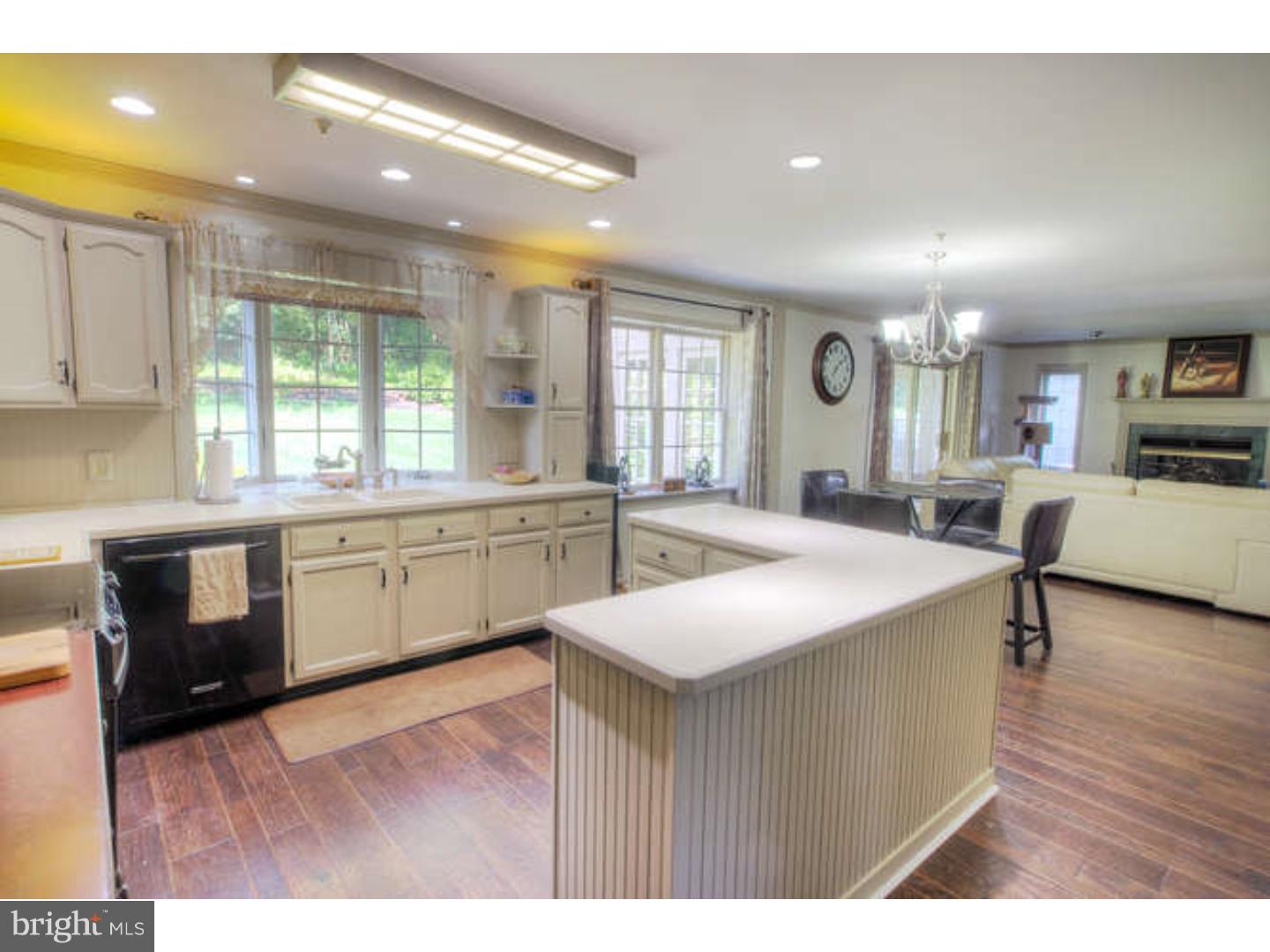 WHITFORD HILLS - Residential