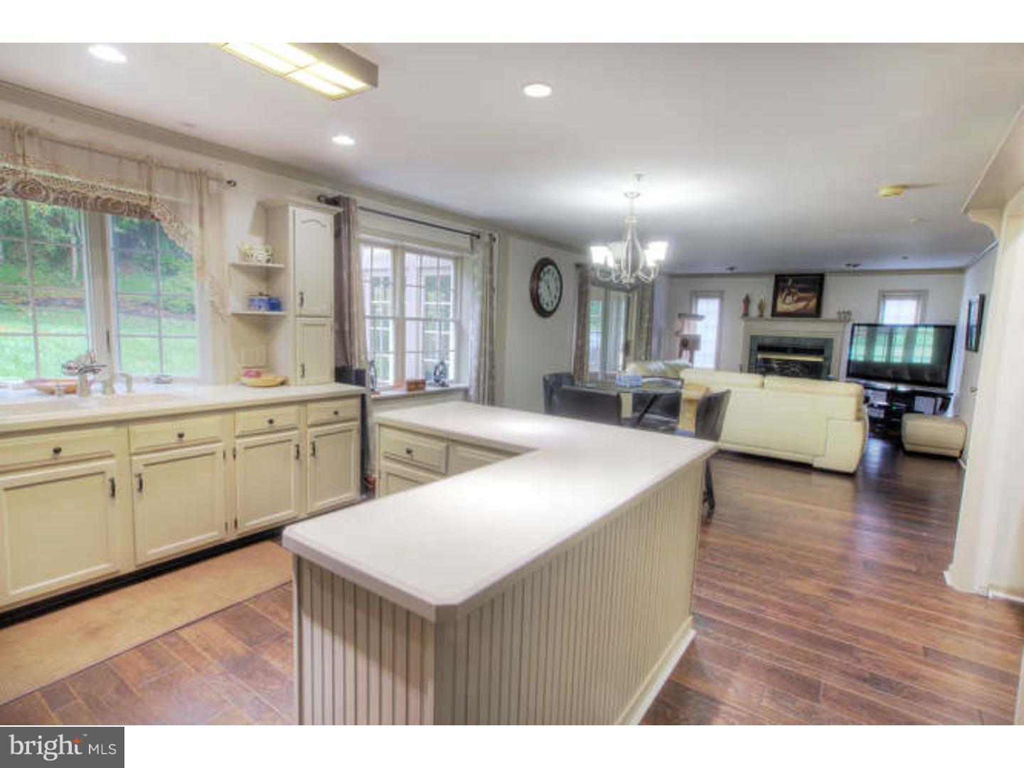 WHITFORD HILLS - Residential