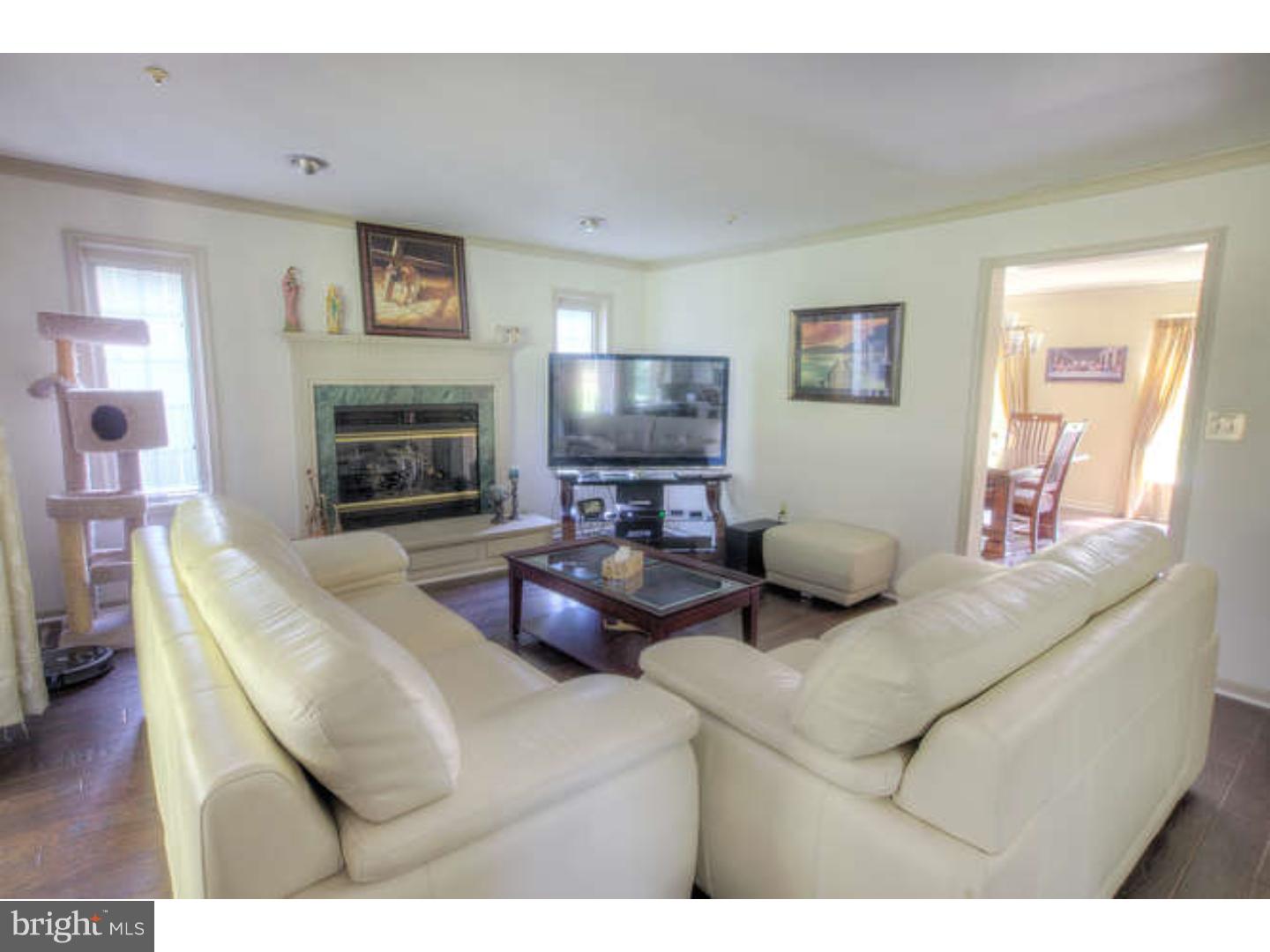 WHITFORD HILLS - Residential