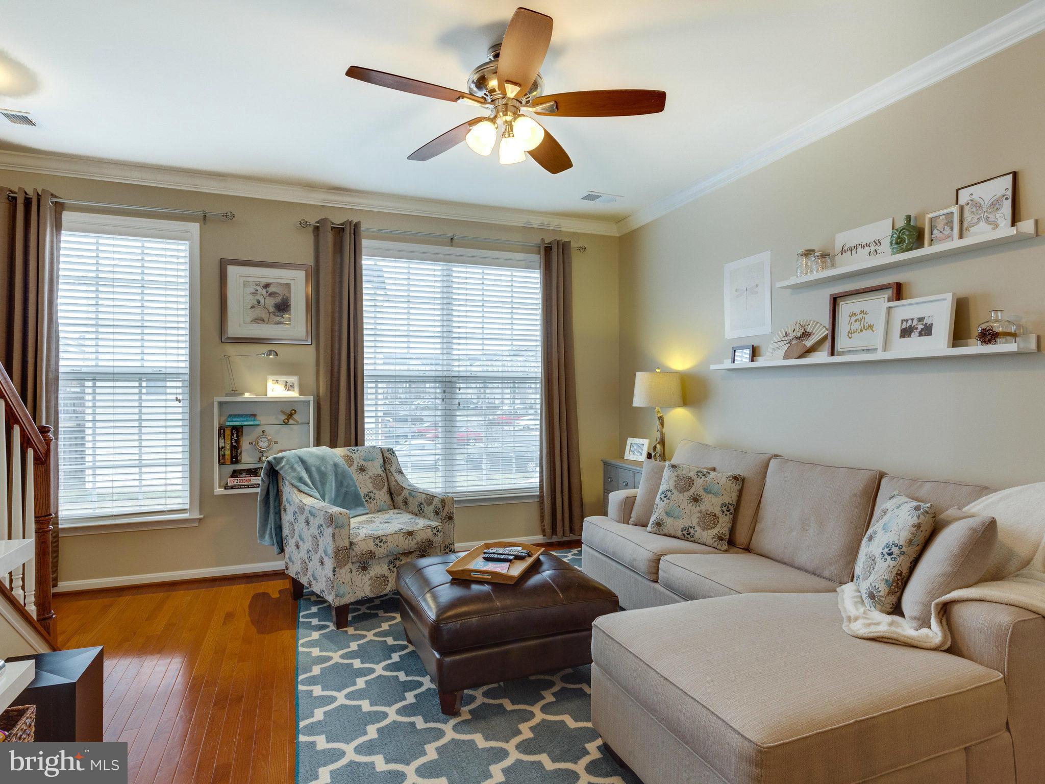 POWELLS RUN VILLAGE COND - Residential