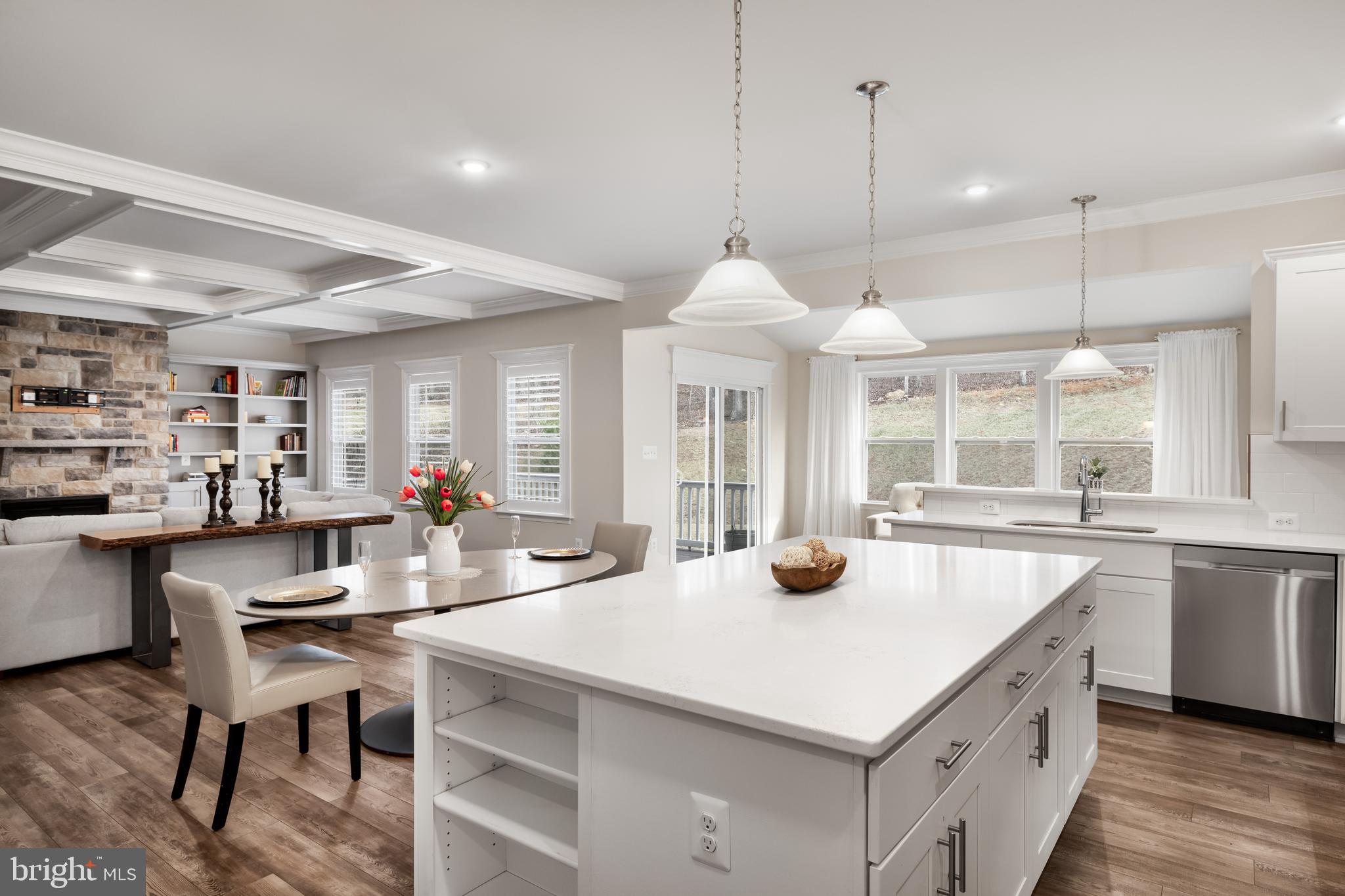 ROYAL OAKS - Residential