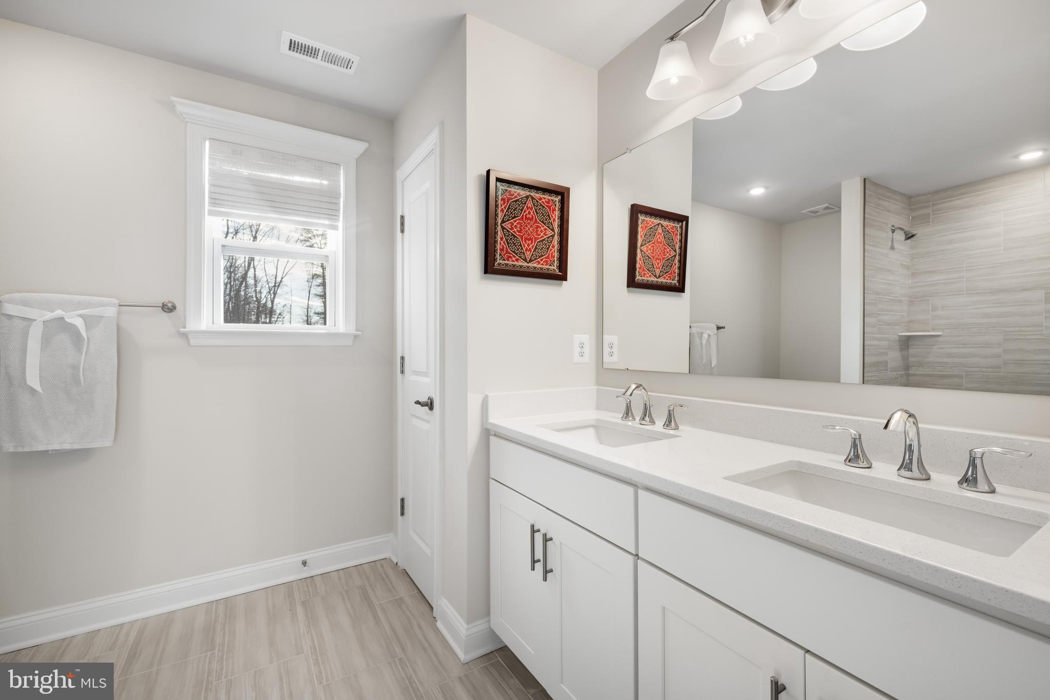 ROYAL OAKS - Residential