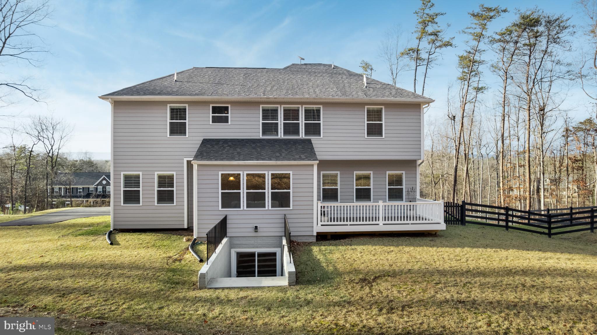 ROYAL OAKS - Residential