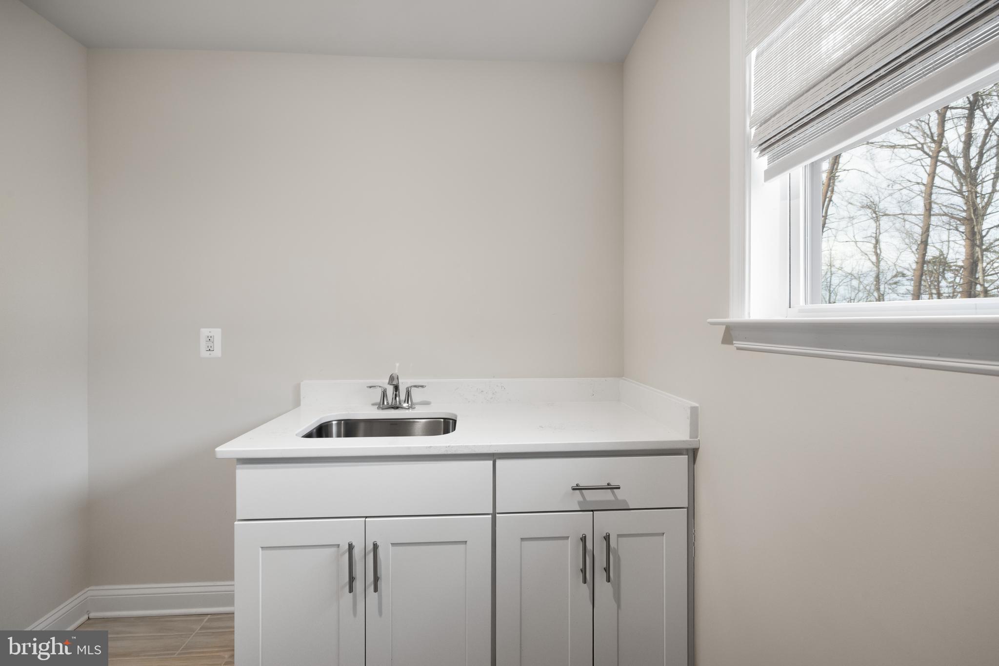 ROYAL OAKS - Residential