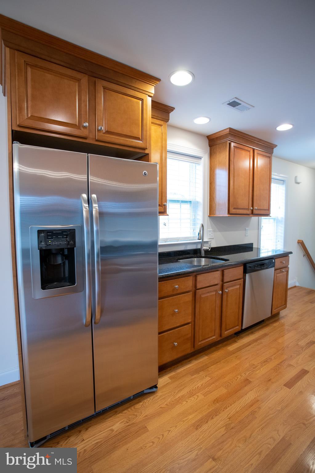 MEDIA - Residential Lease