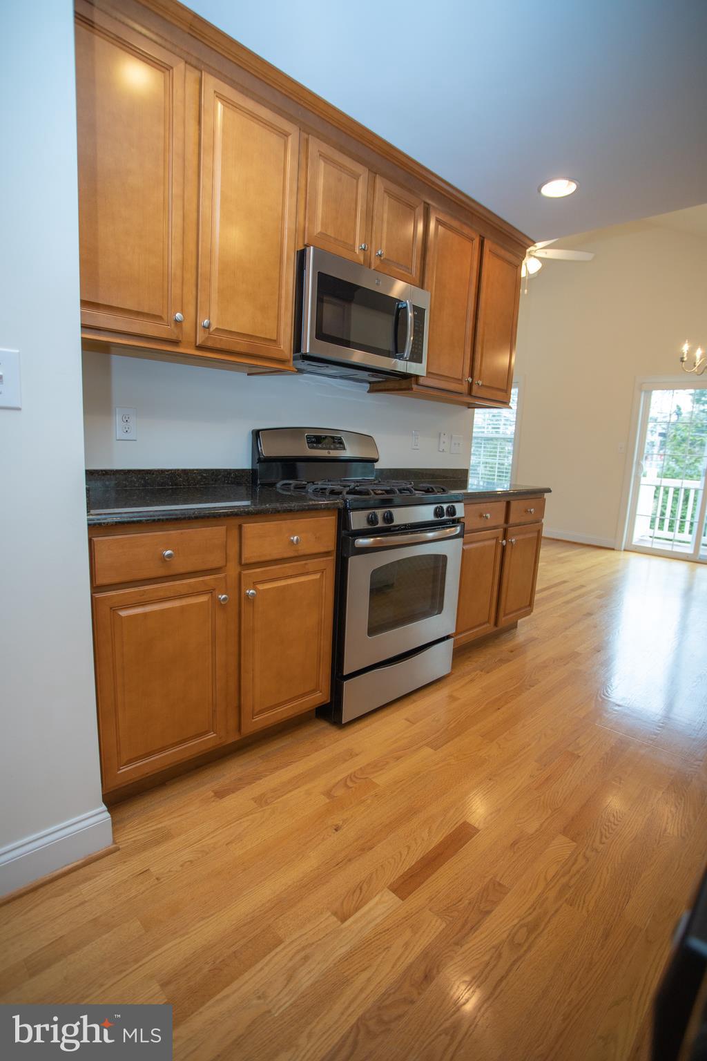 MEDIA - Residential Lease