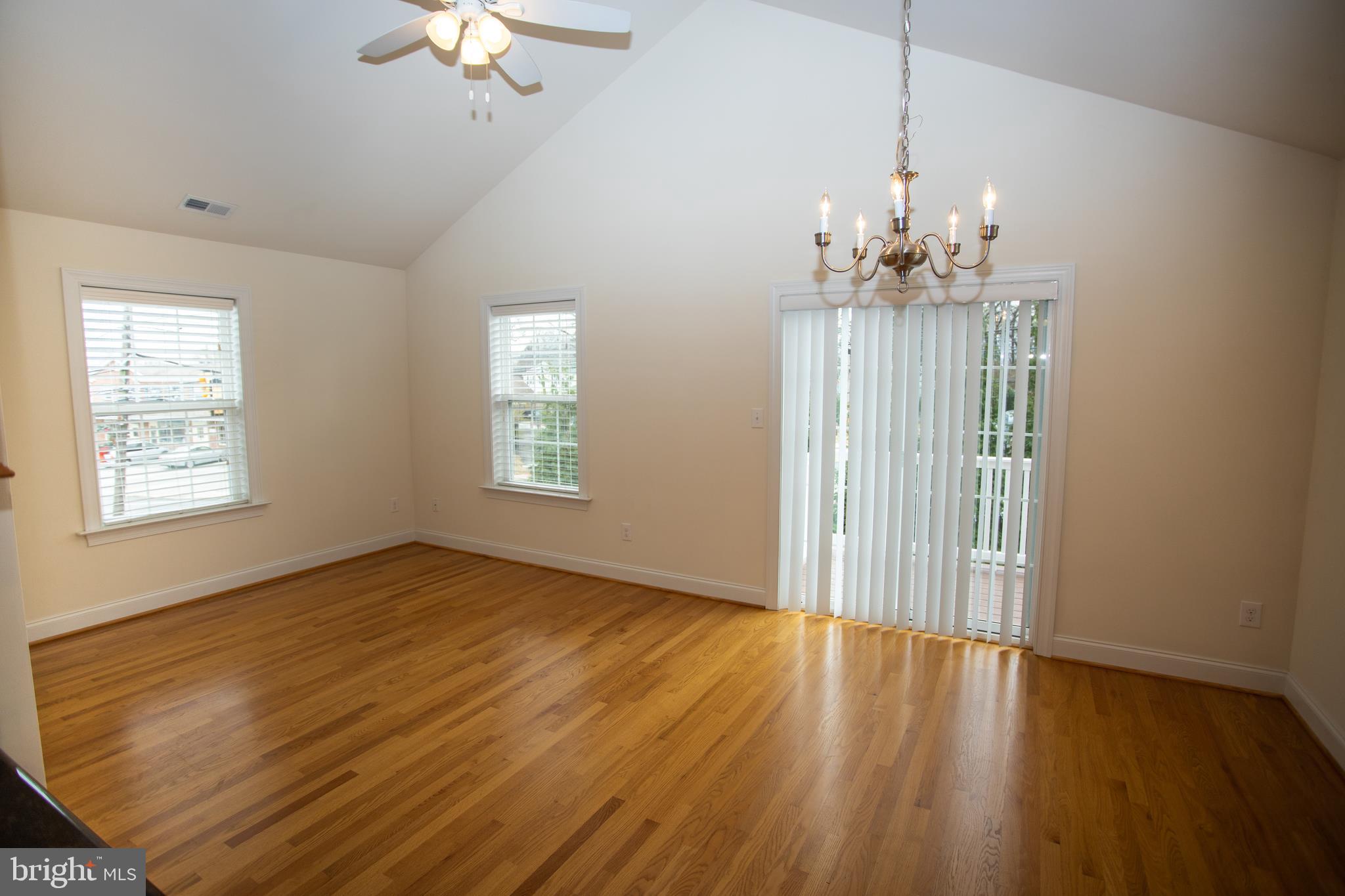 MEDIA - Residential Lease